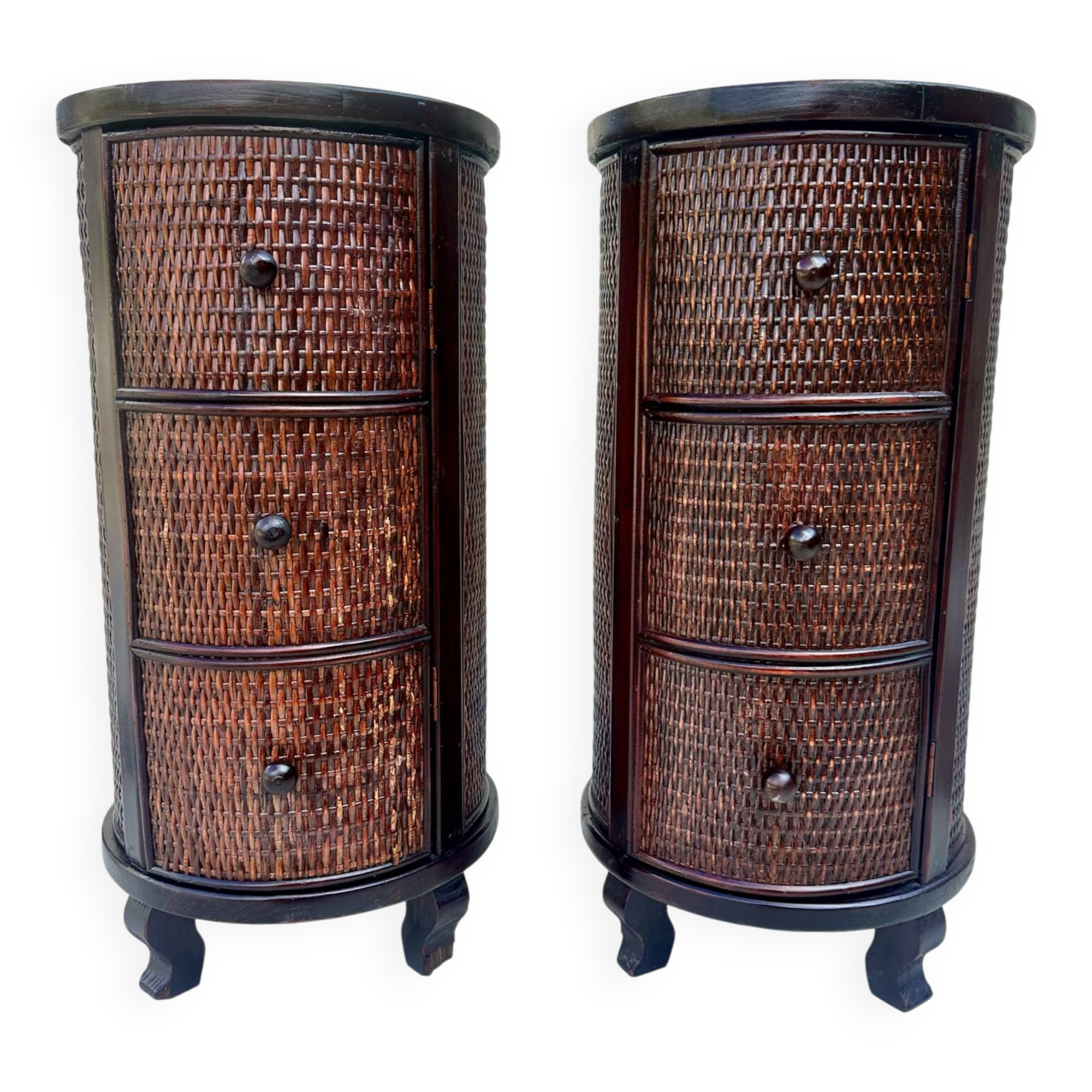 Pair of cylindrical bedside tables or drum bedside tables in exotic wood.