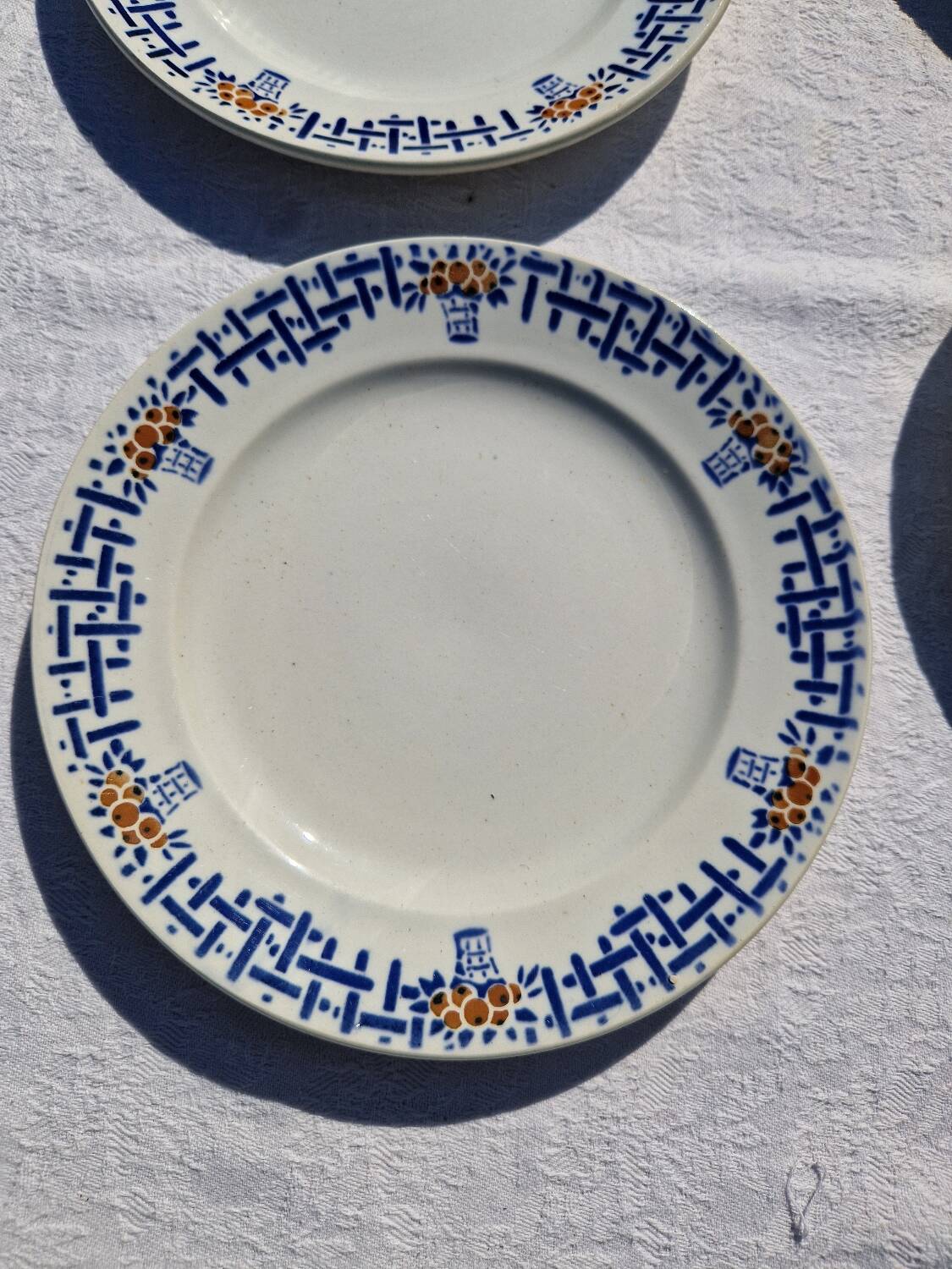 Set of 4 old dessert plates, Earthenware, Ironstone, Sté Amand