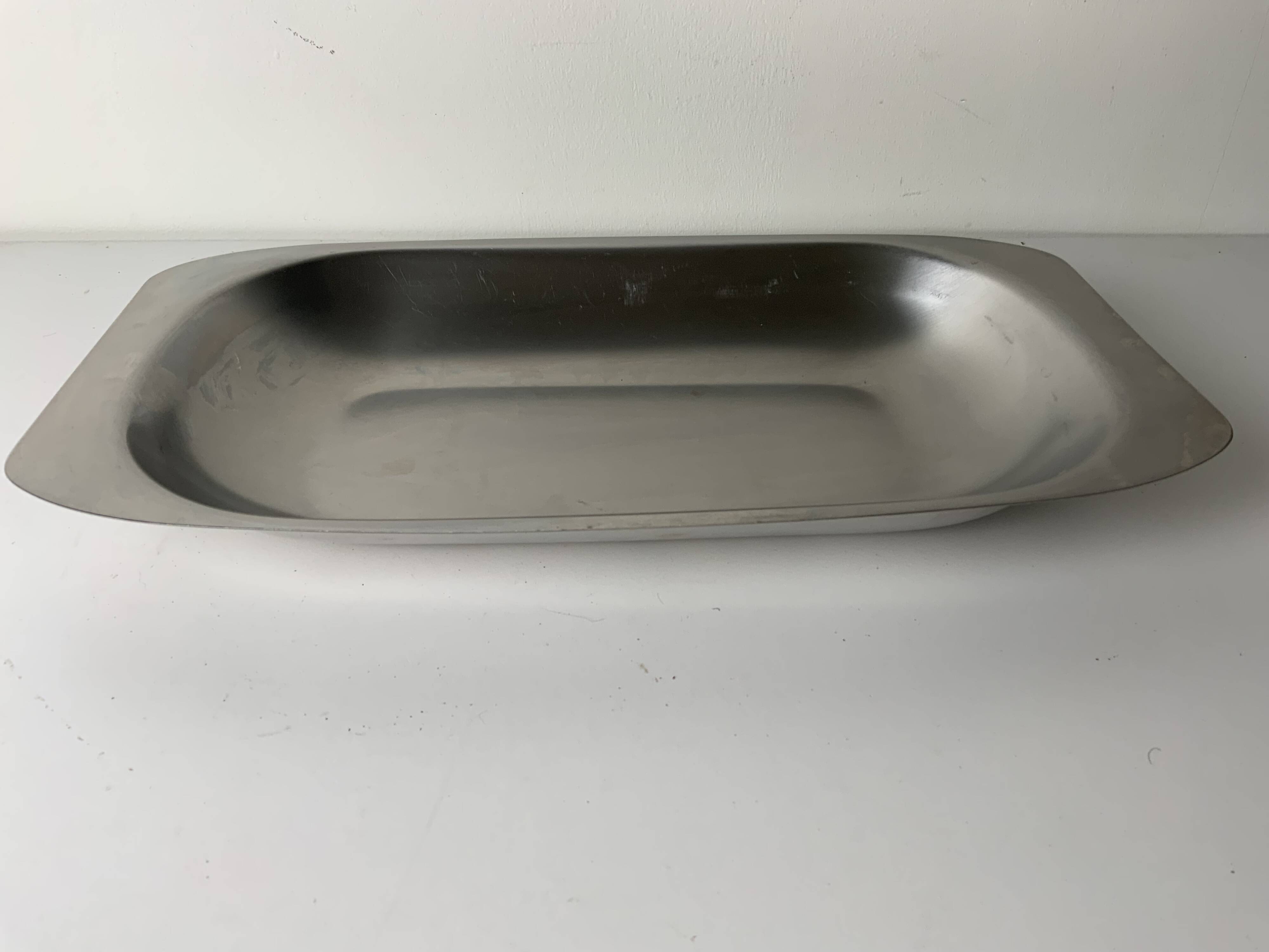 Stainless steel plate design