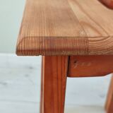 Rustic stool in solid pine