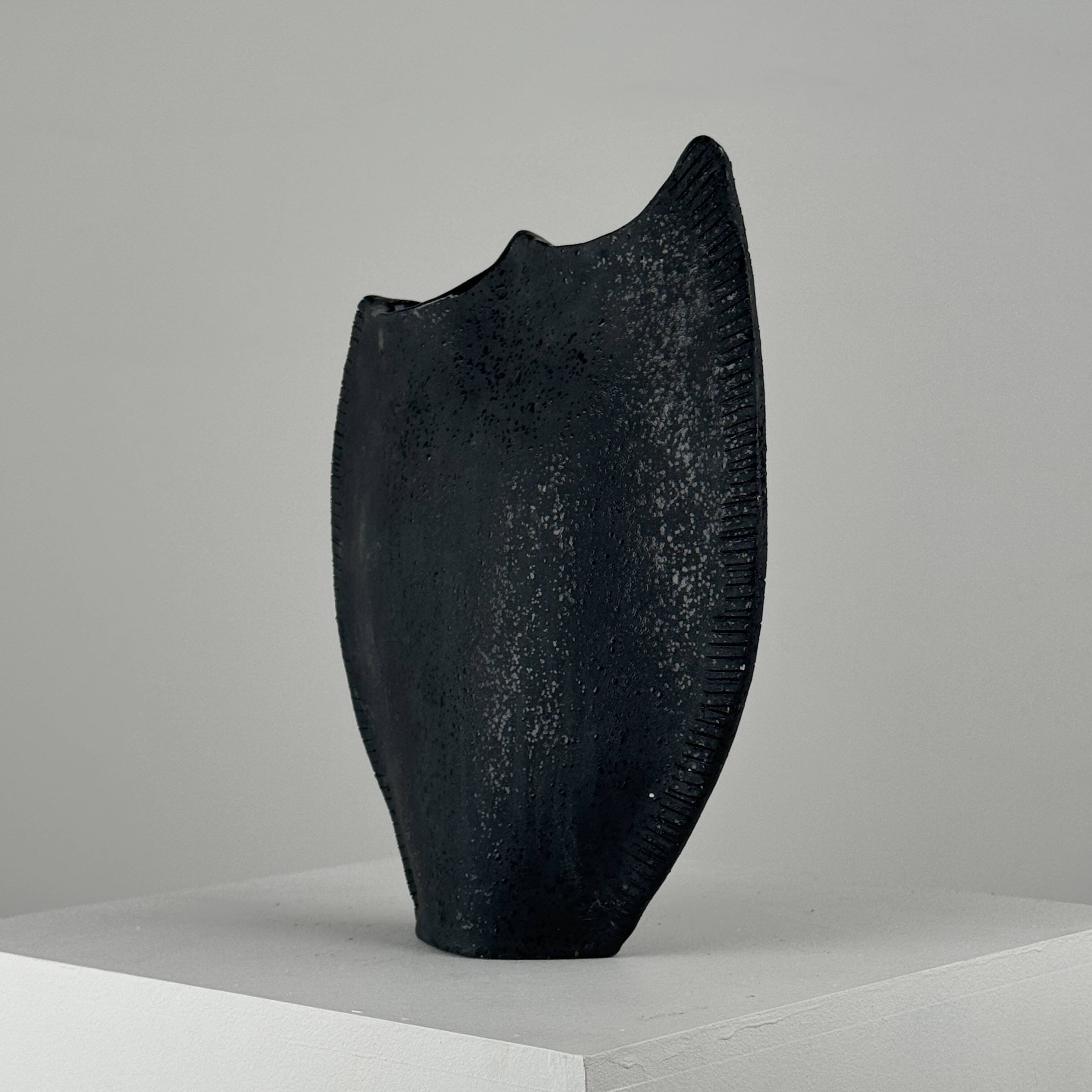 Free-form ceramic vase