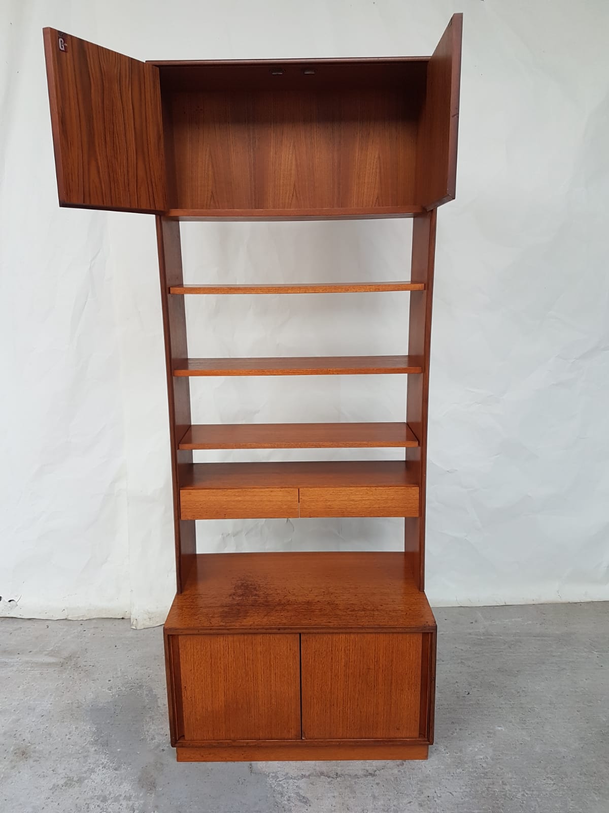 GPlan Form 5 wall unit