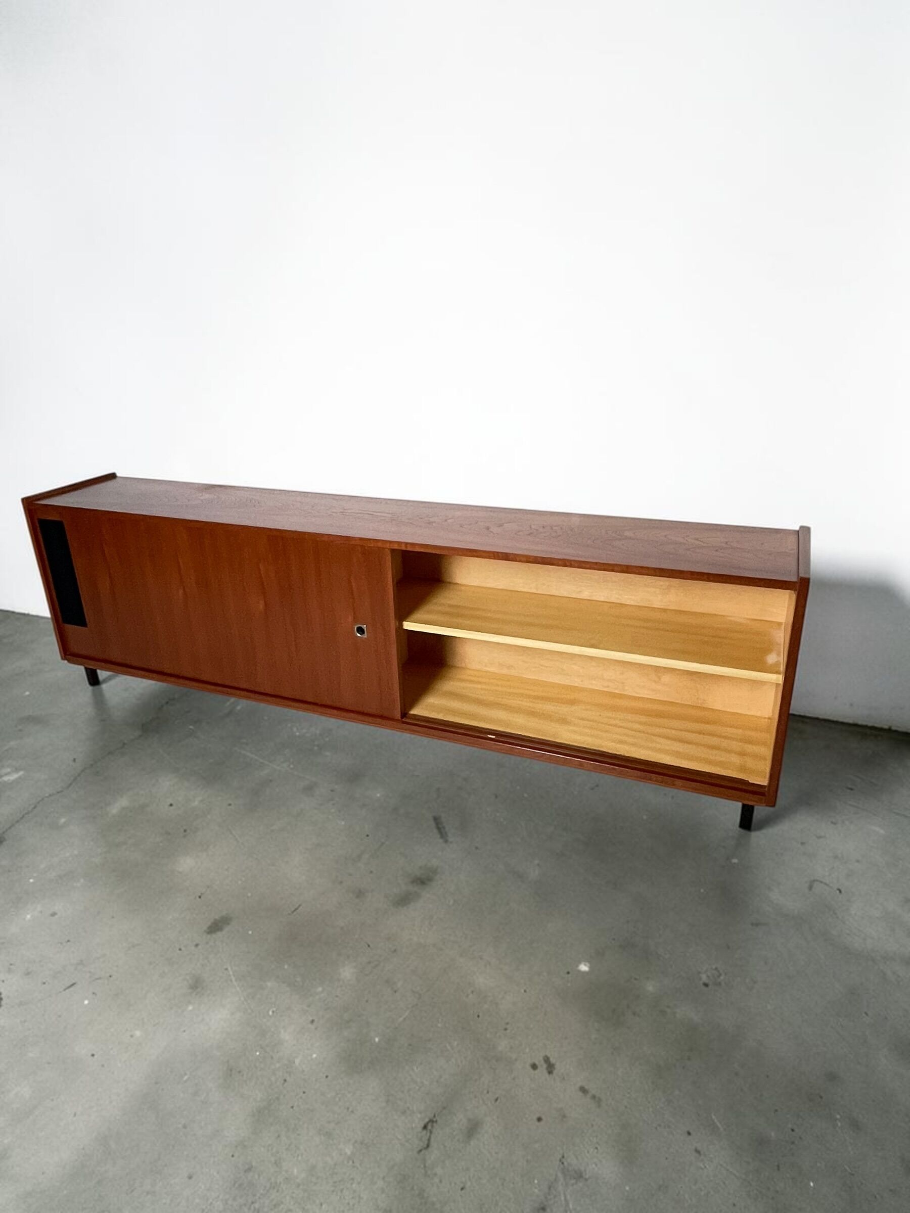 Low enfilade 1960