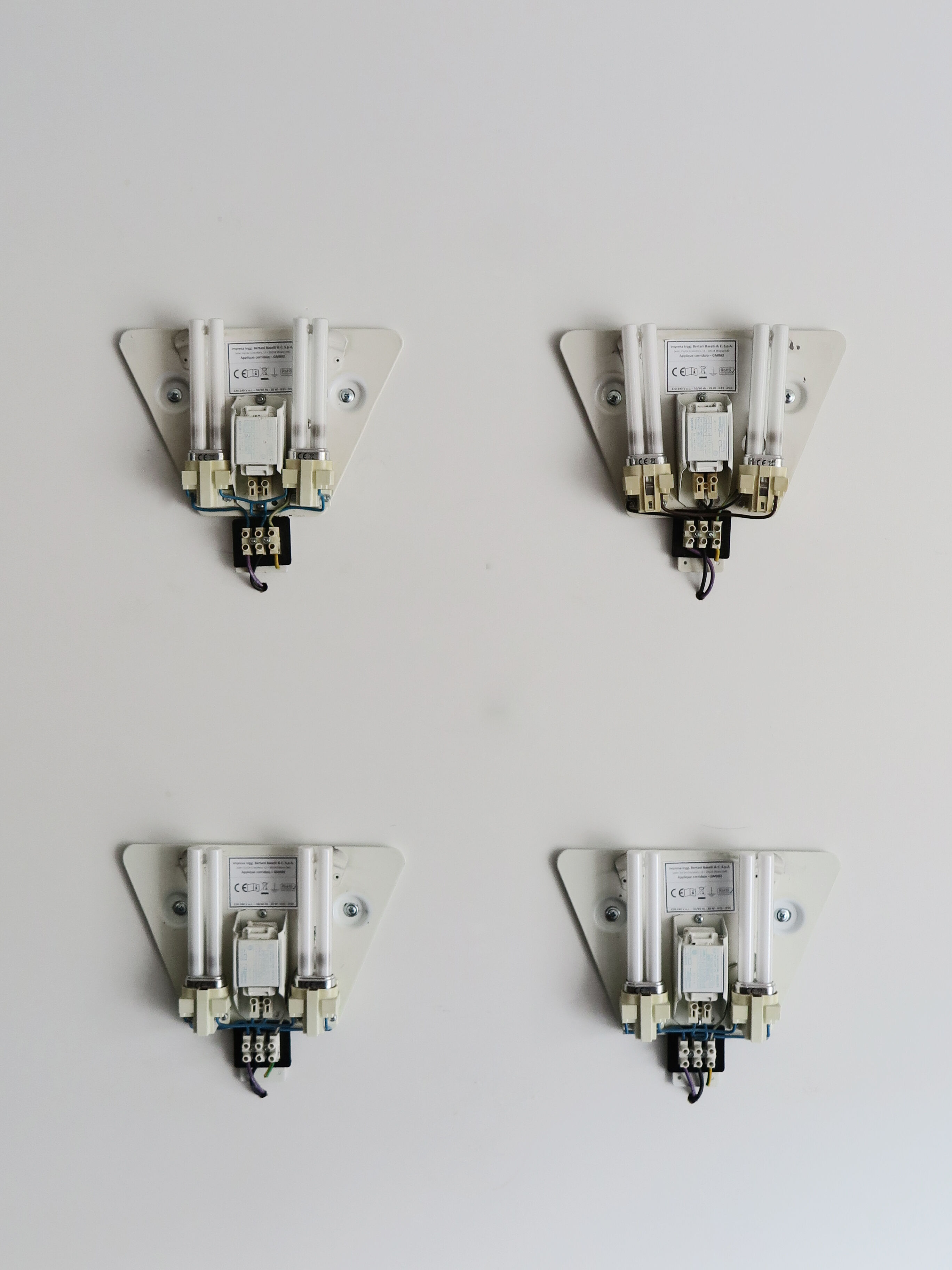 Italian sconces wall lamps  by Leucos with Murano glass, 1970s