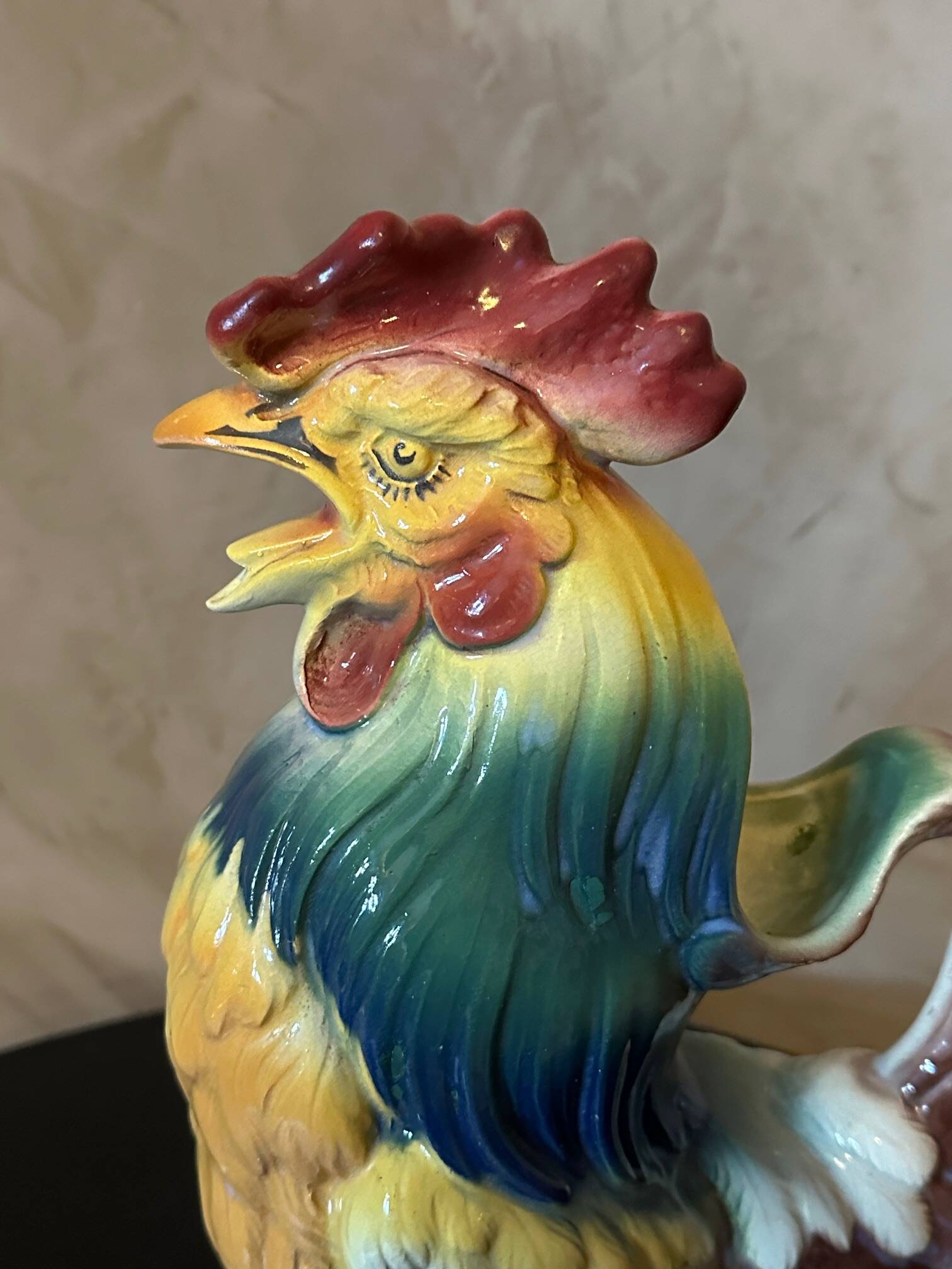 Rooster pitcher in slip