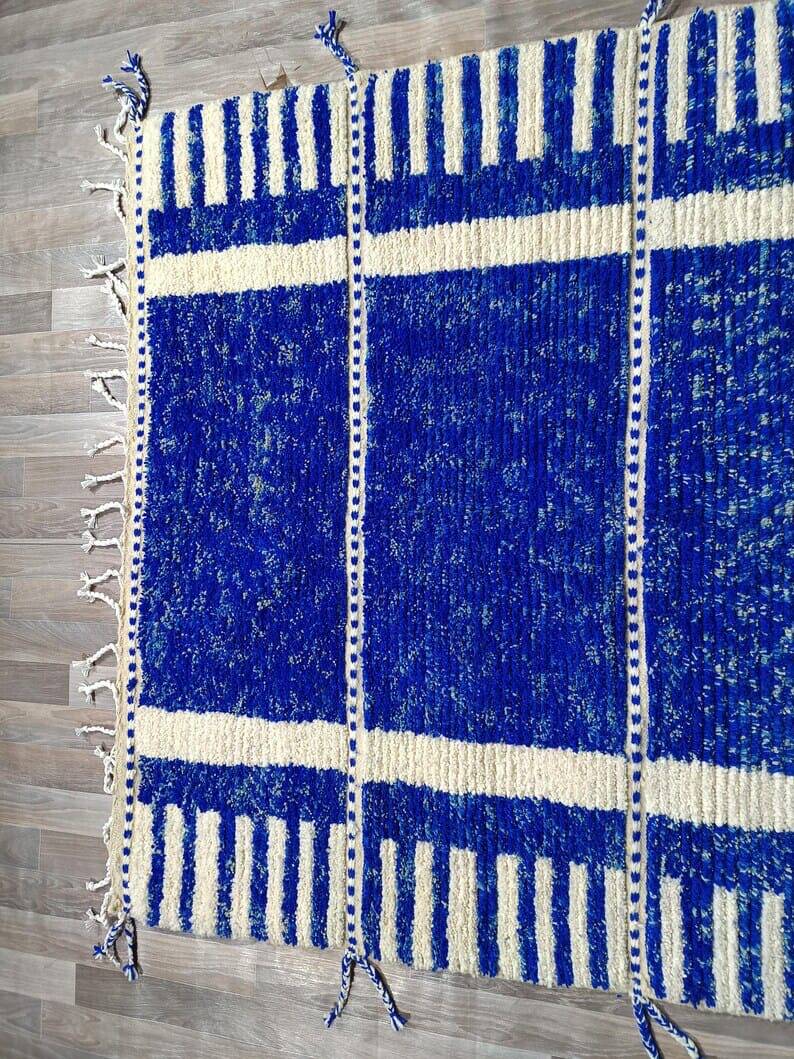 Handmade Beni Ouraine Berber rug, size 150 x 250 cm
