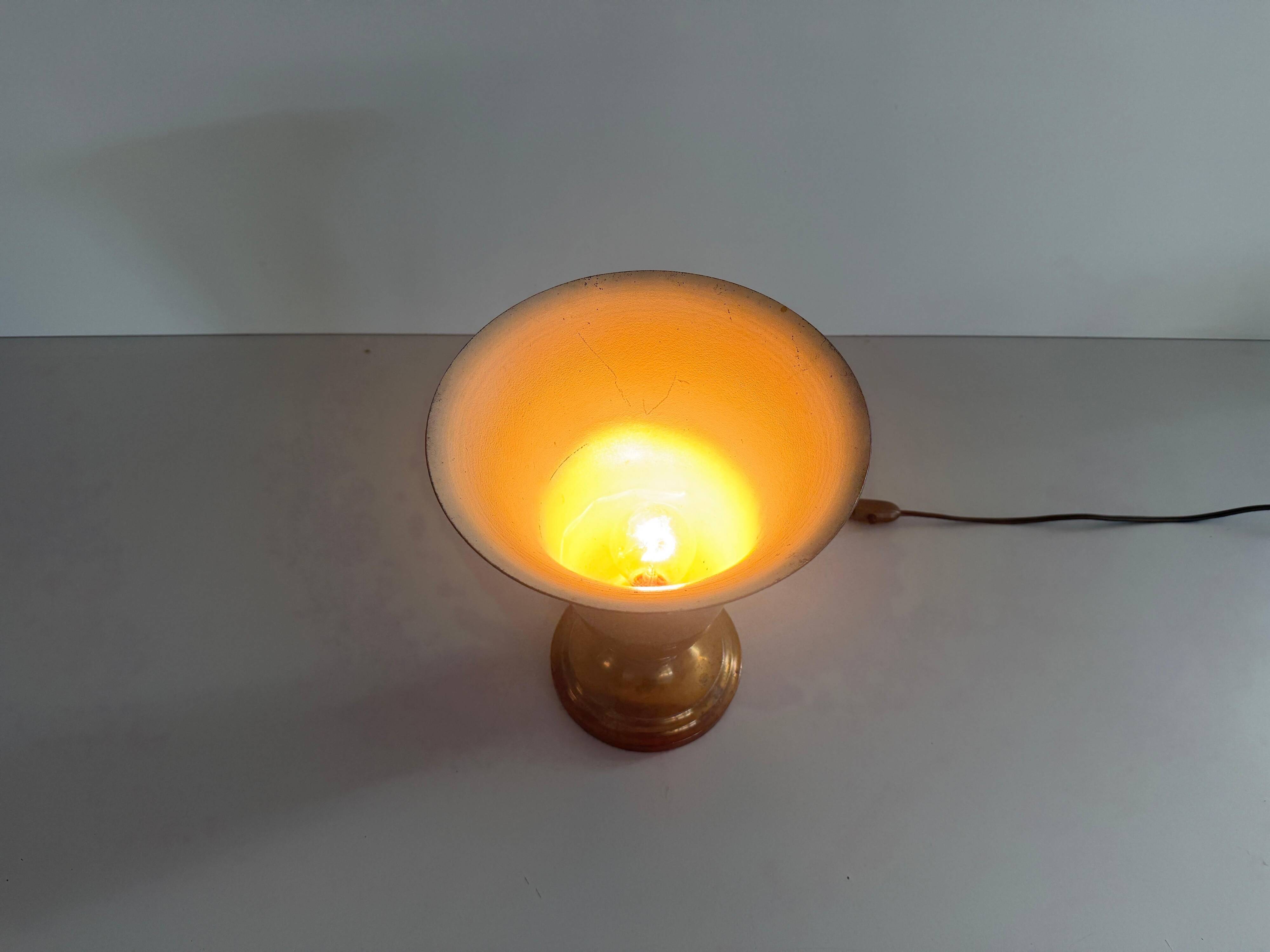 Art Deco conical table lamp in brass by Mazda, 1940s, France