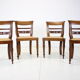 Ensemble de quatre chaises de salle à manger, en bois massif années 1950 Tchécoslovaquie