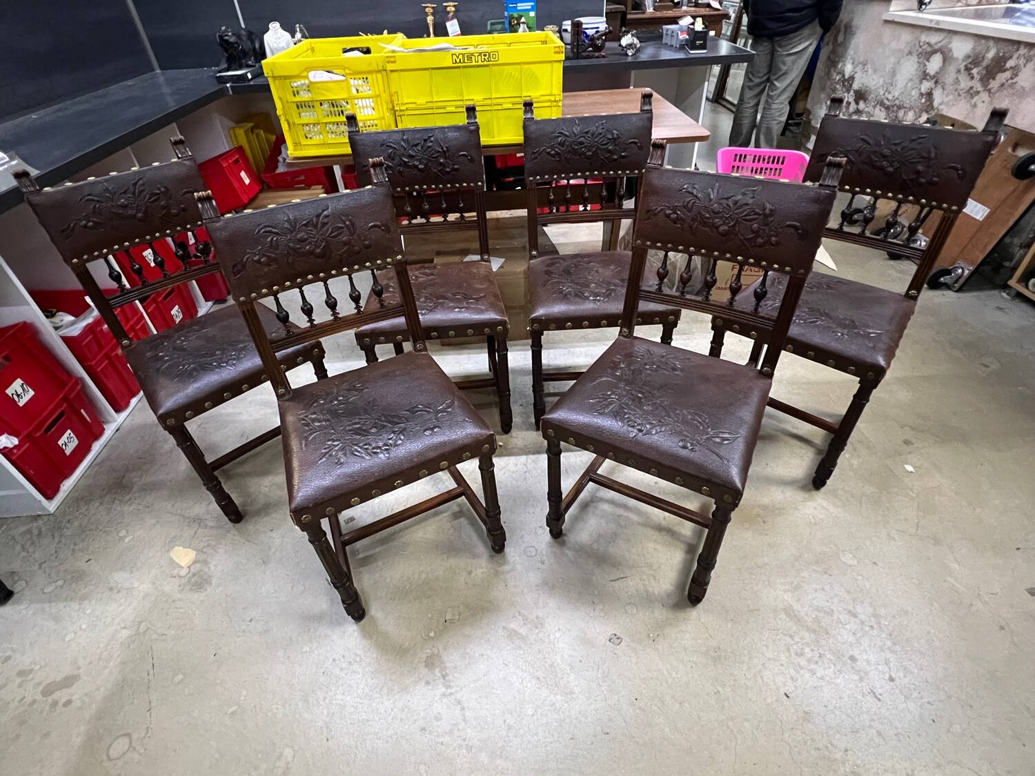 Word of 6 chairs Henri II