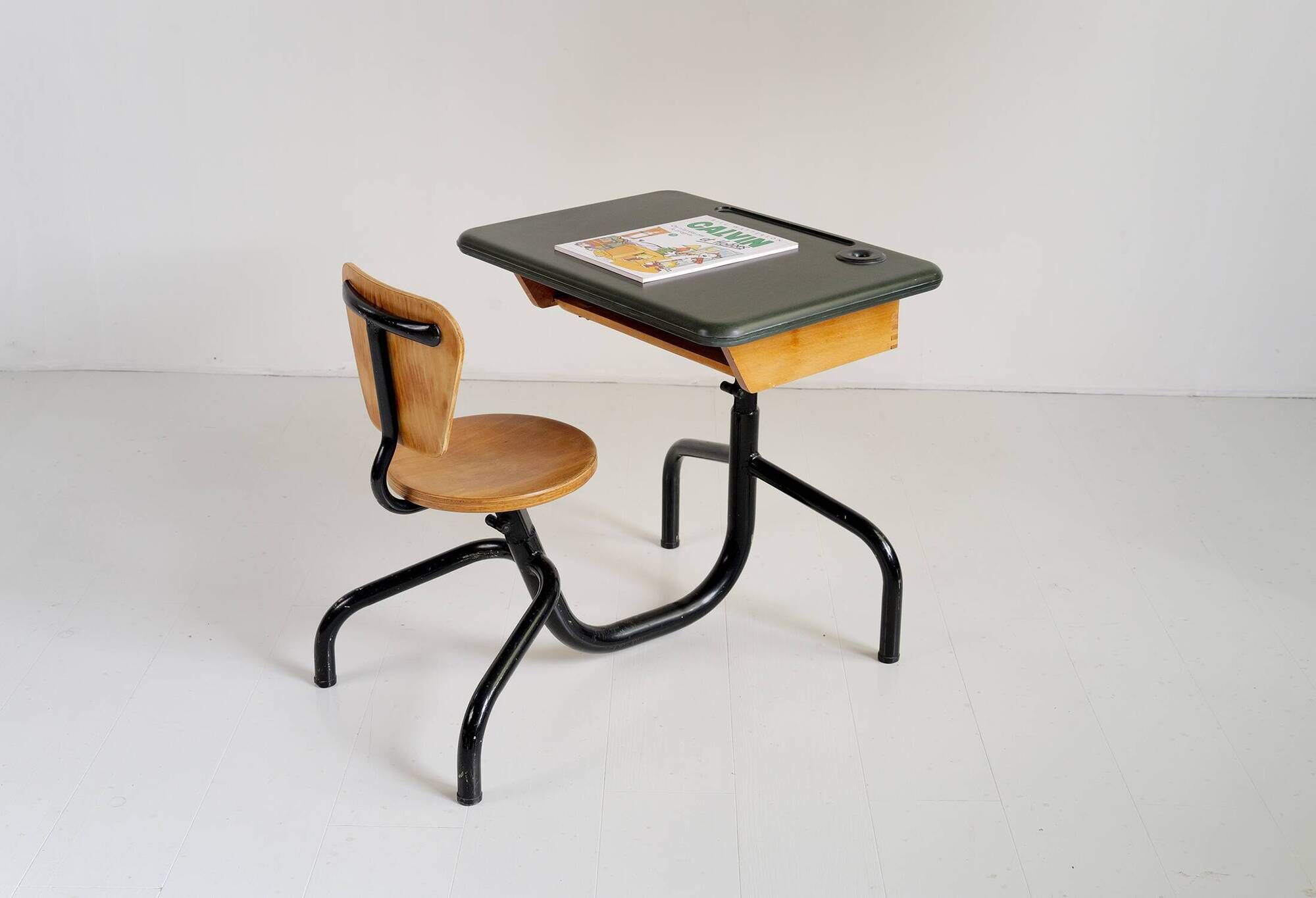 Desk One Place by Jean Prouvé, France 1940