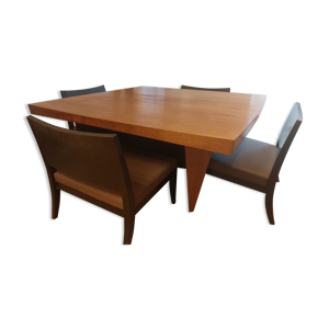 Table bois à manger et 4 fauteuils design