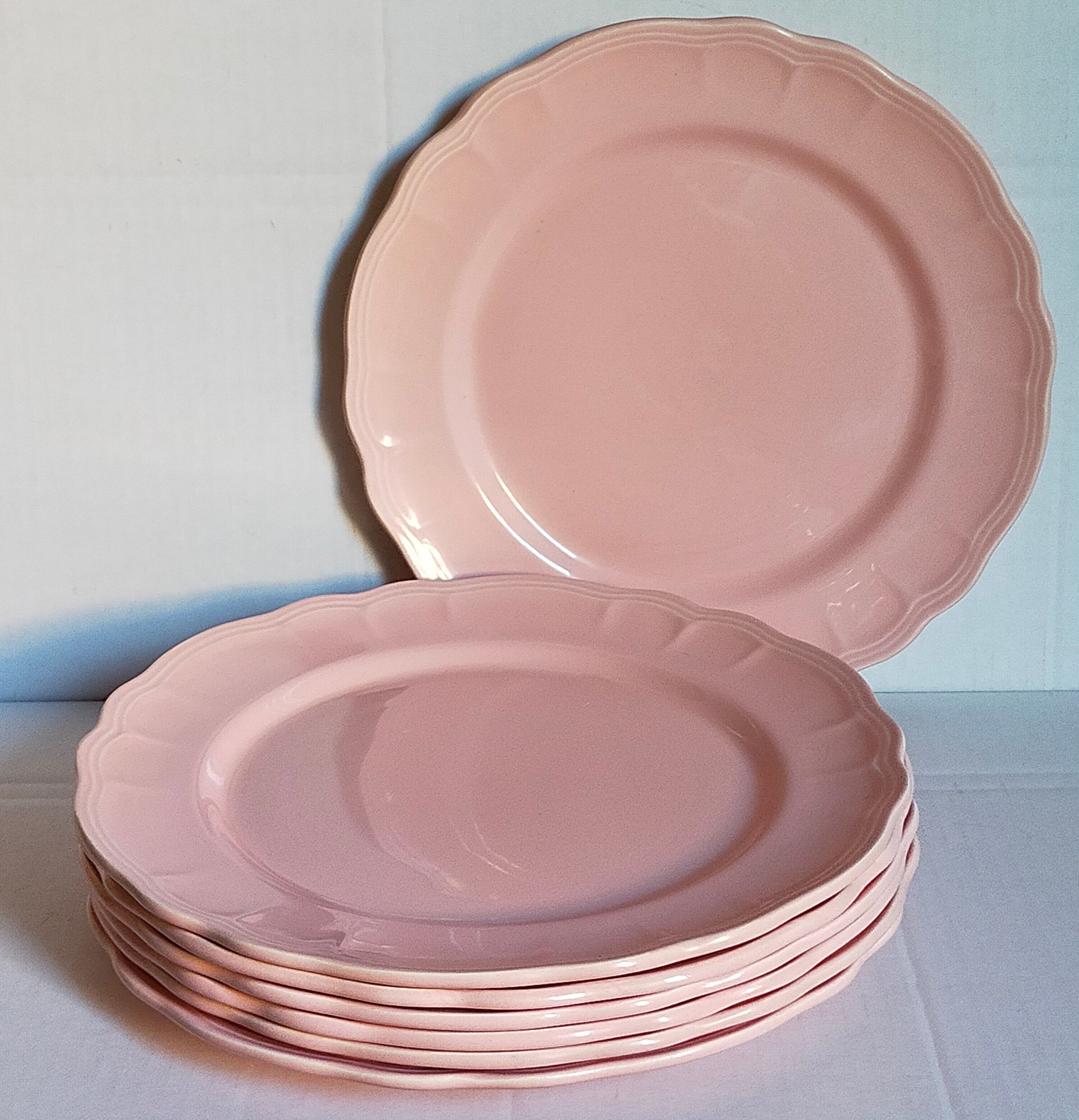 Seven ceramic plates of vintage salins