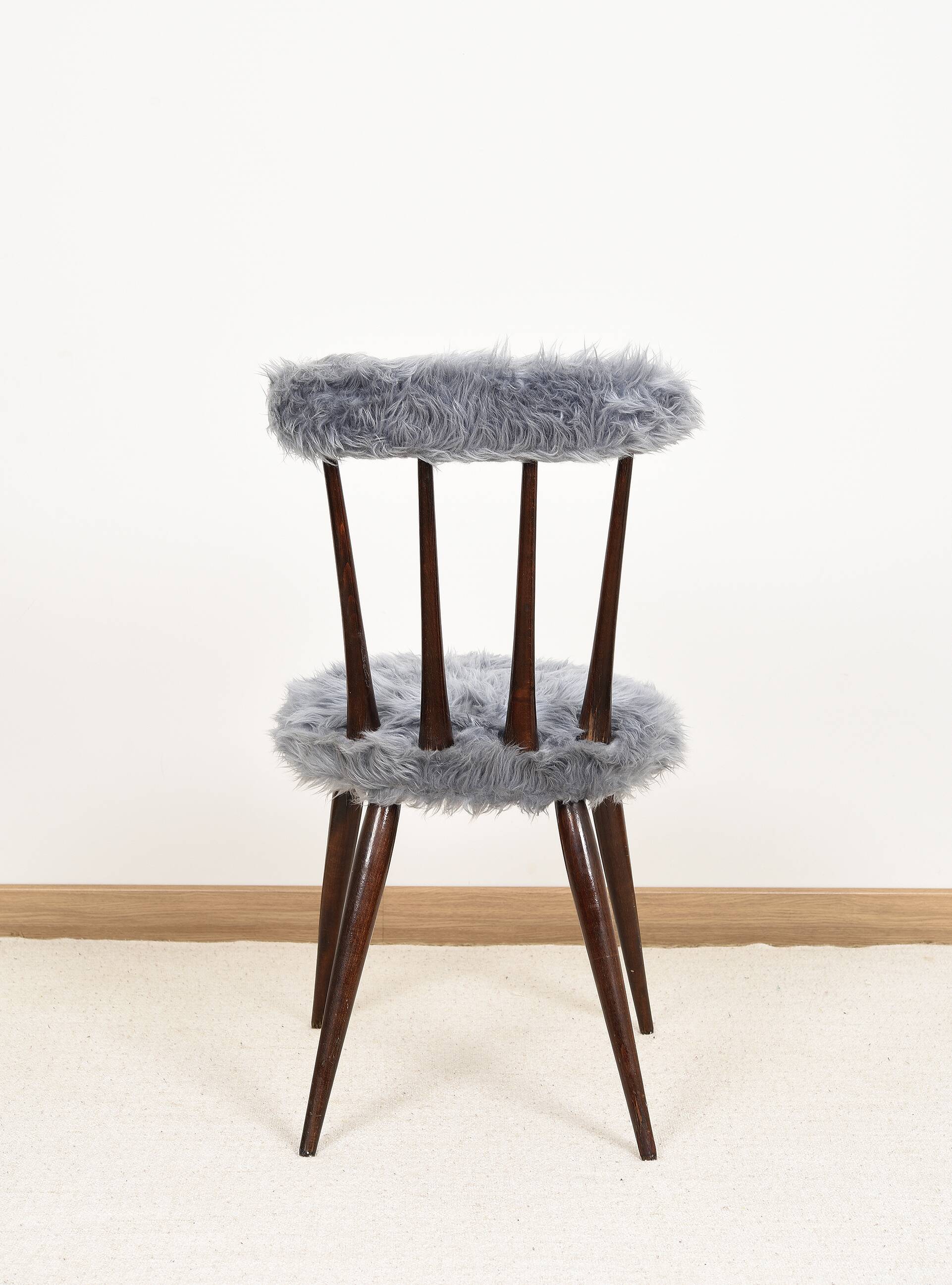 Blue Moumoute chair from the 60s.