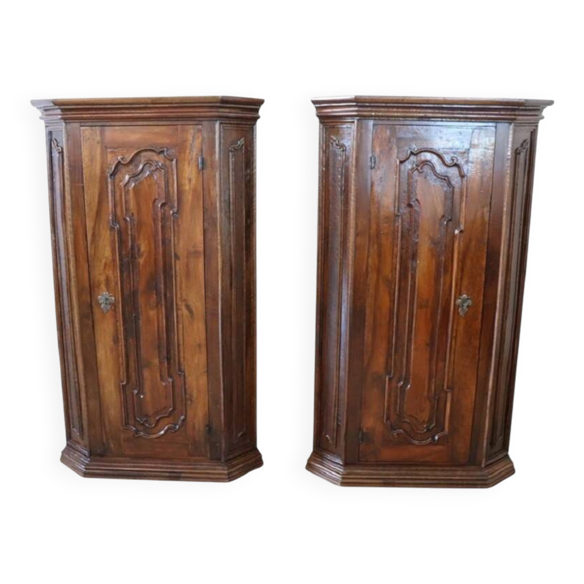 Pair of antique corner cabinets, Italy 17th century restored