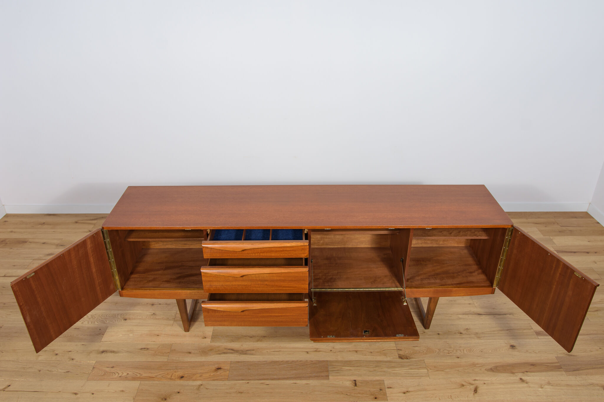 Mid-century teak sideboard from stonehill, 1960s