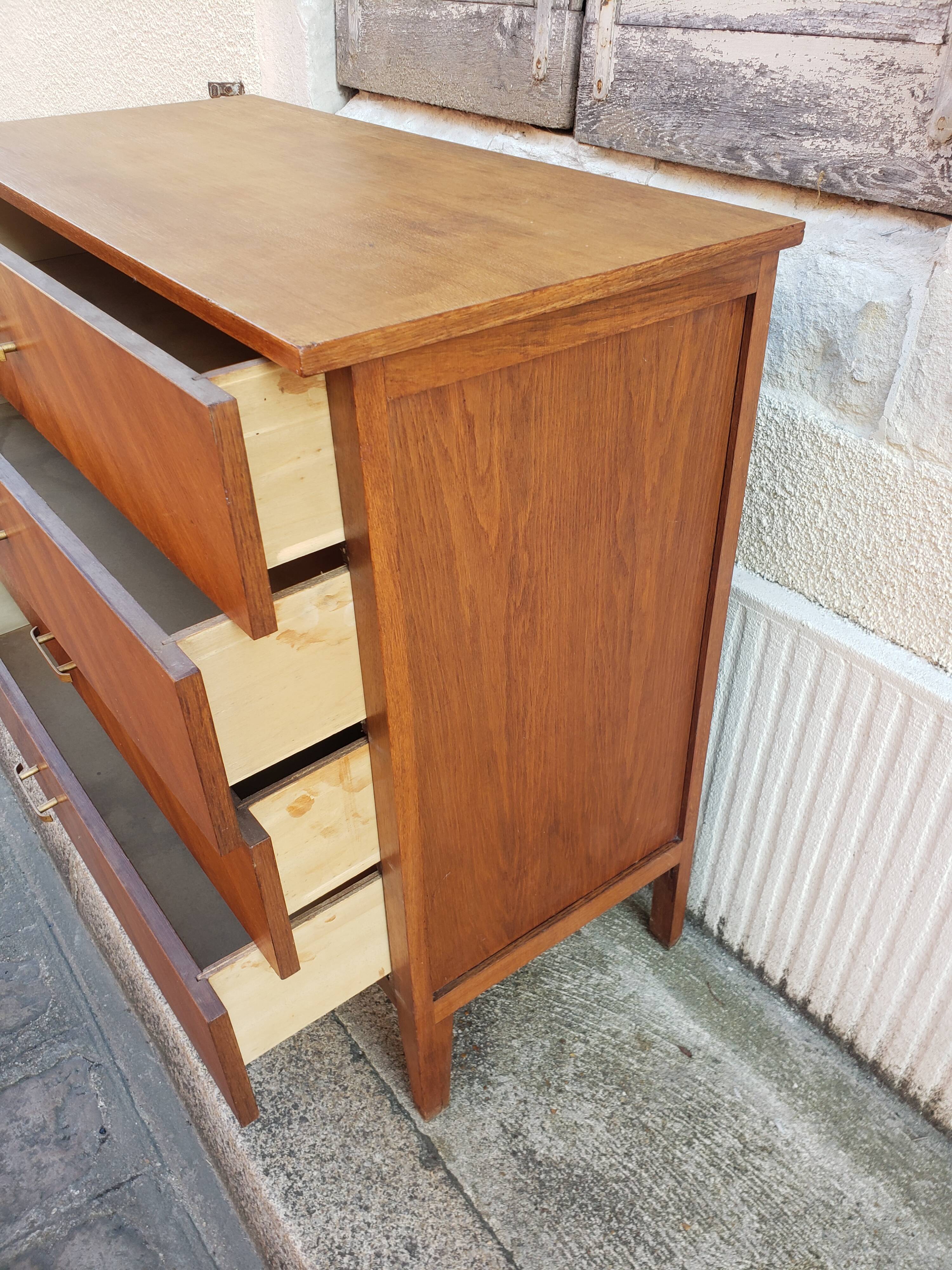 Commode vintage design chevrons