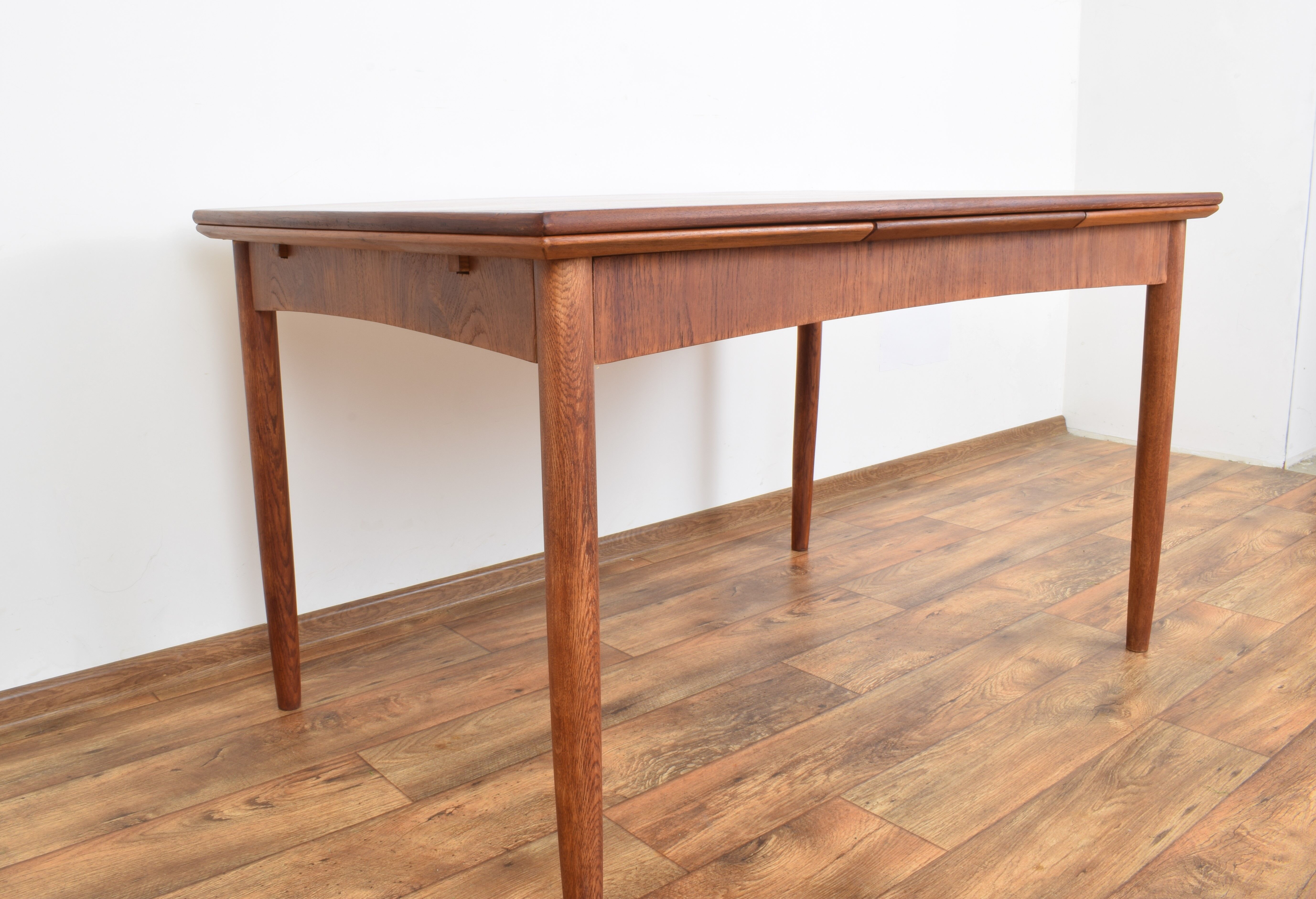 Mid-Century Danish Teak Extendable Dining Table, 1960s