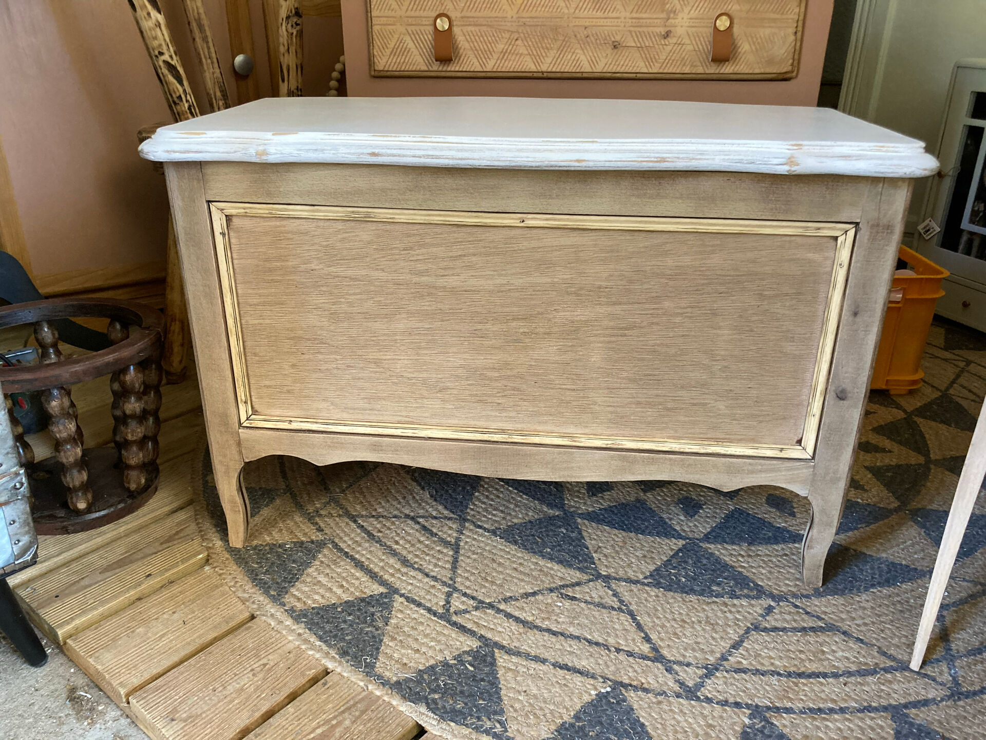 Very nice vintage heart toy chest in L. Ashley removable style.