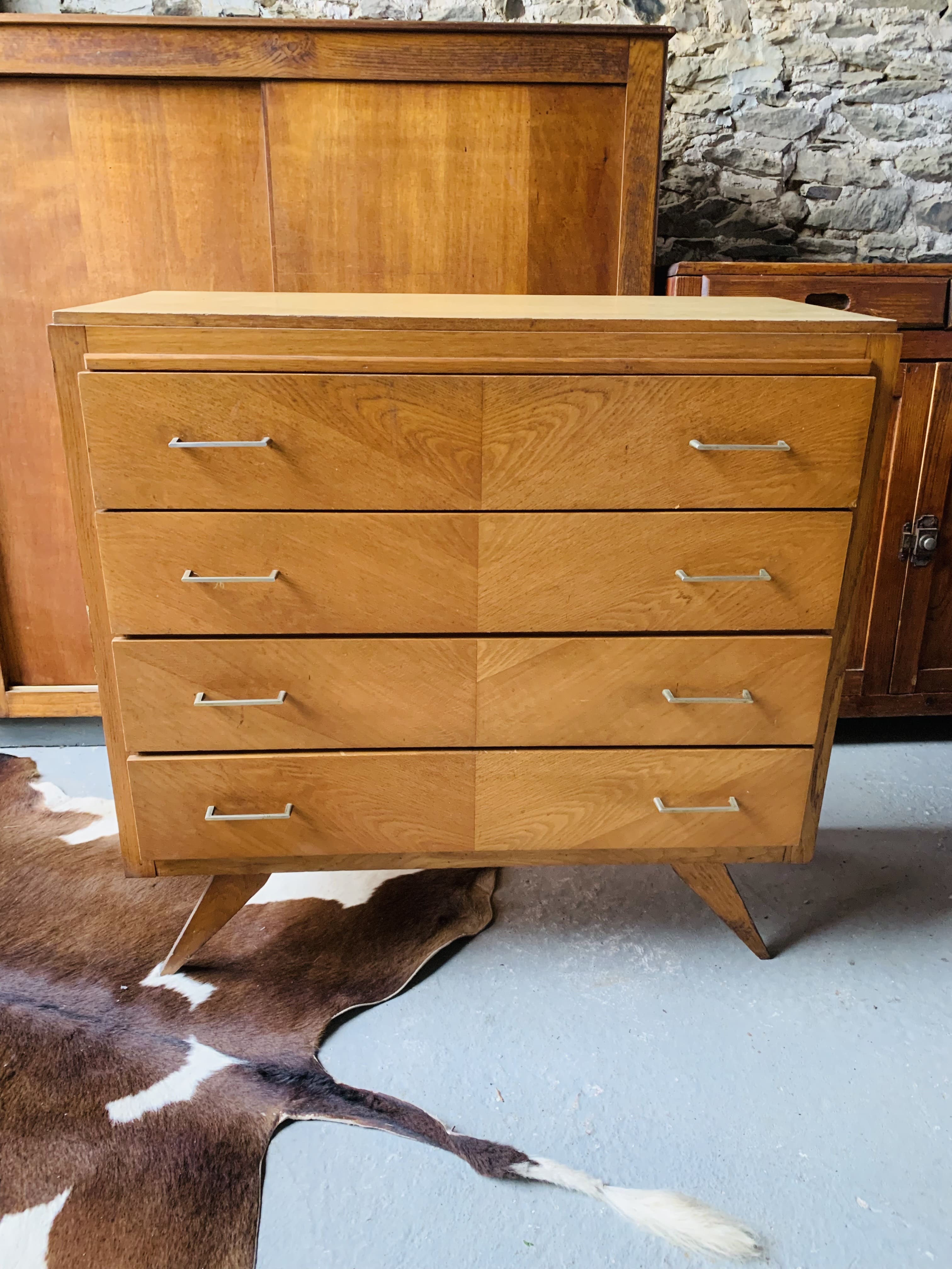 Vintage chest of drawers 4 drawers