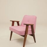 Mid-century modern armchair, oak wood, natural wool.