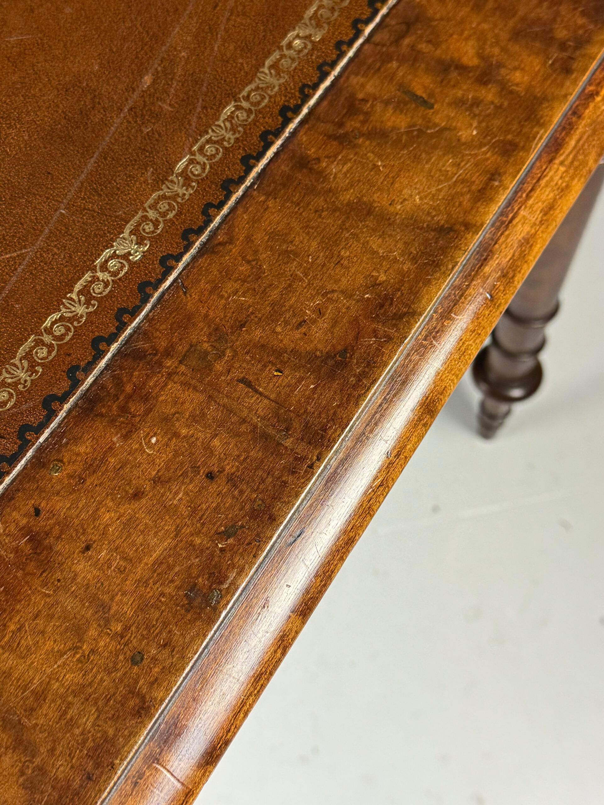 Victorian writing desk 1850-1870