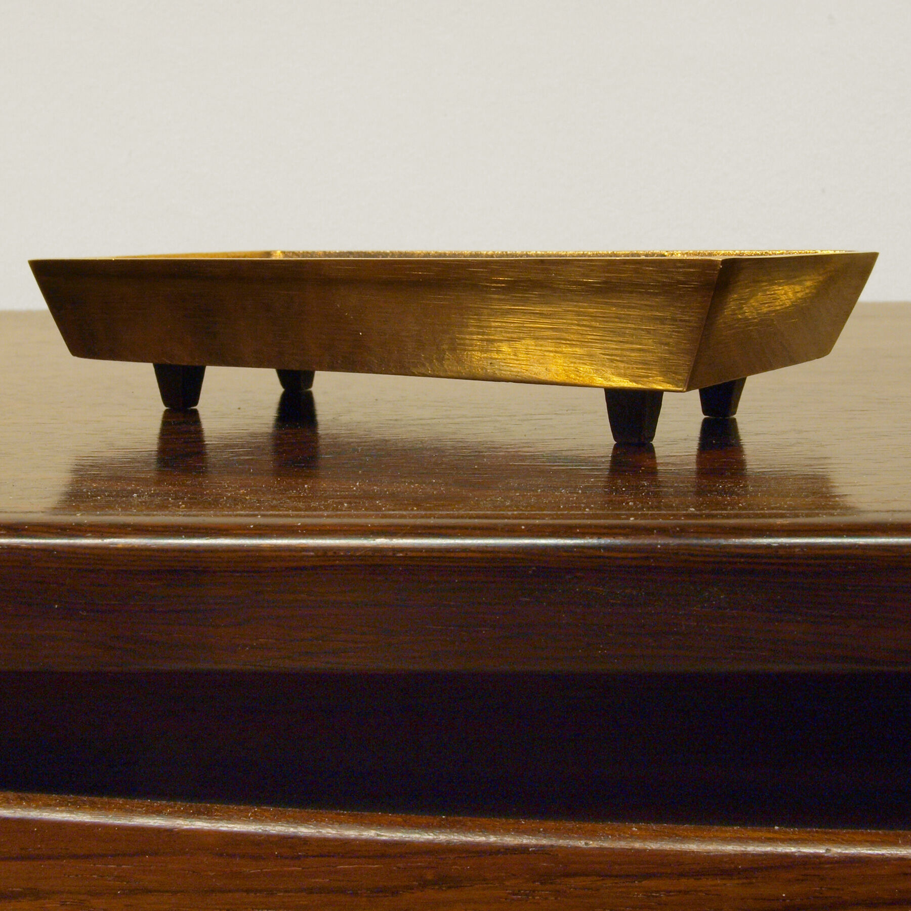 Alfieri Gardone's brutal bronze vacuum-pocket ashtray for Lauterbach