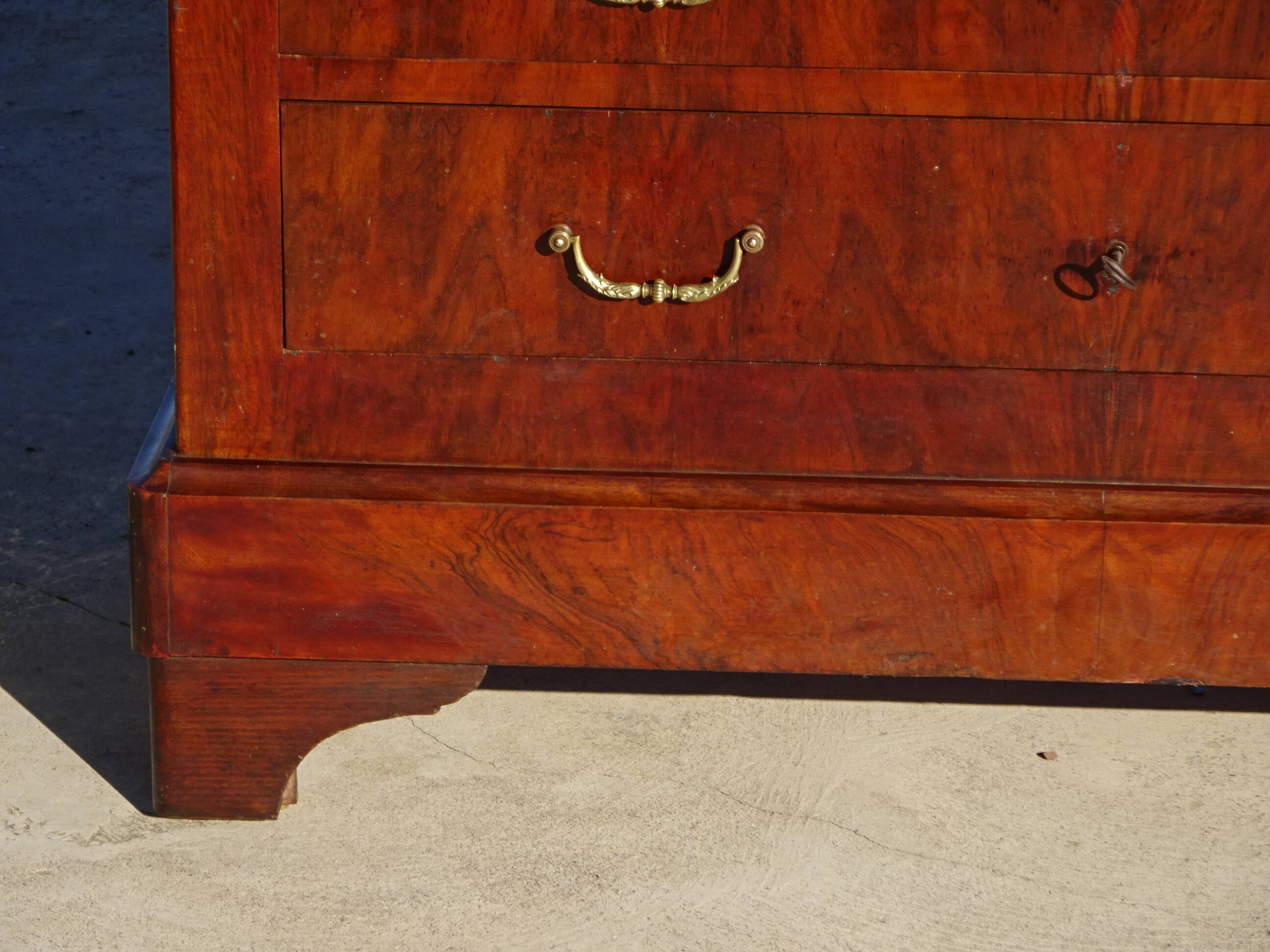 Commode en acajou et marbre blanc époque Restauration