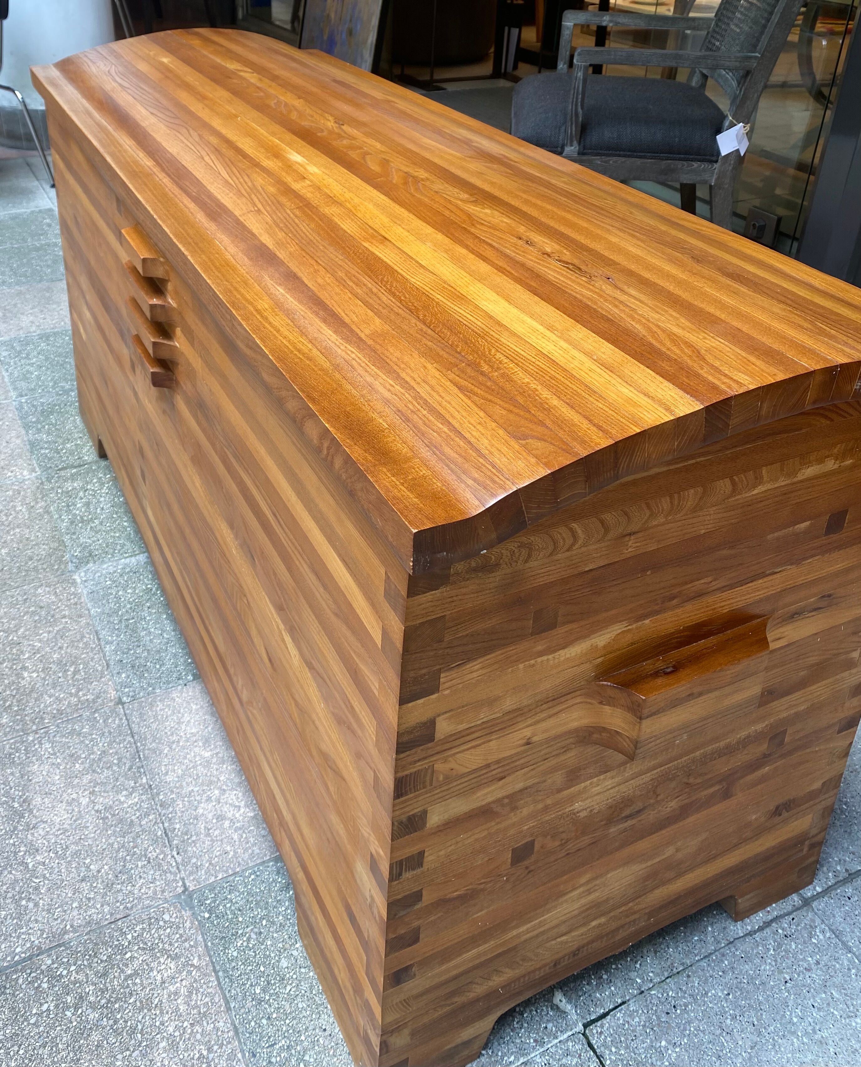 Chest r25 elm Pierre Chapo, 70s