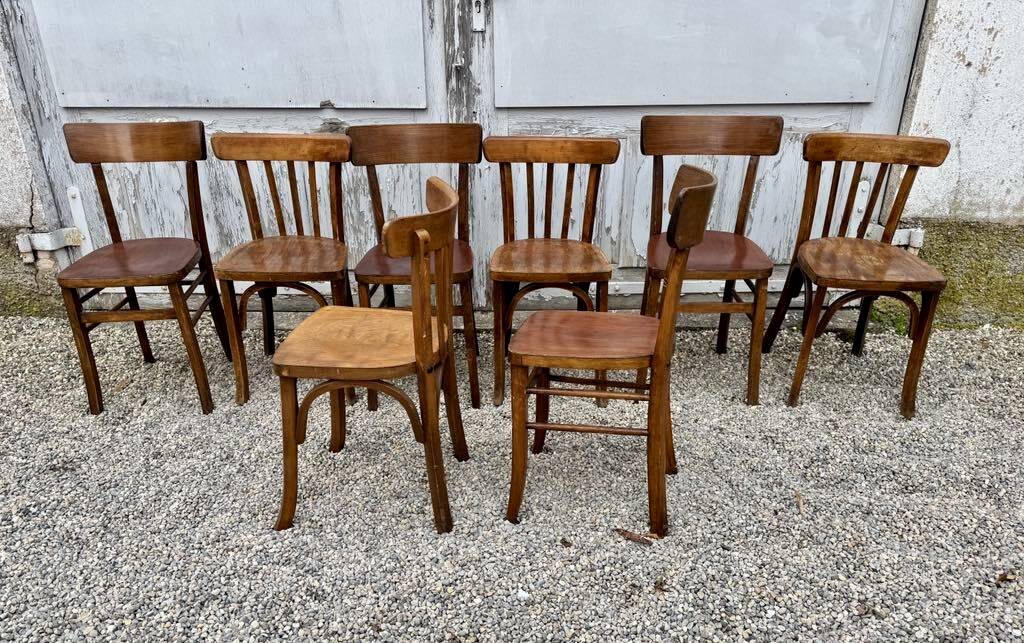 Series Lot of 8 old vintage bistro chairs