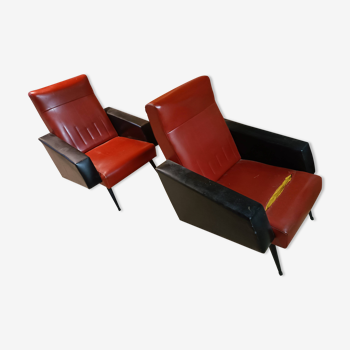 2 fauteuils en skaï rouge et noir 1950's
