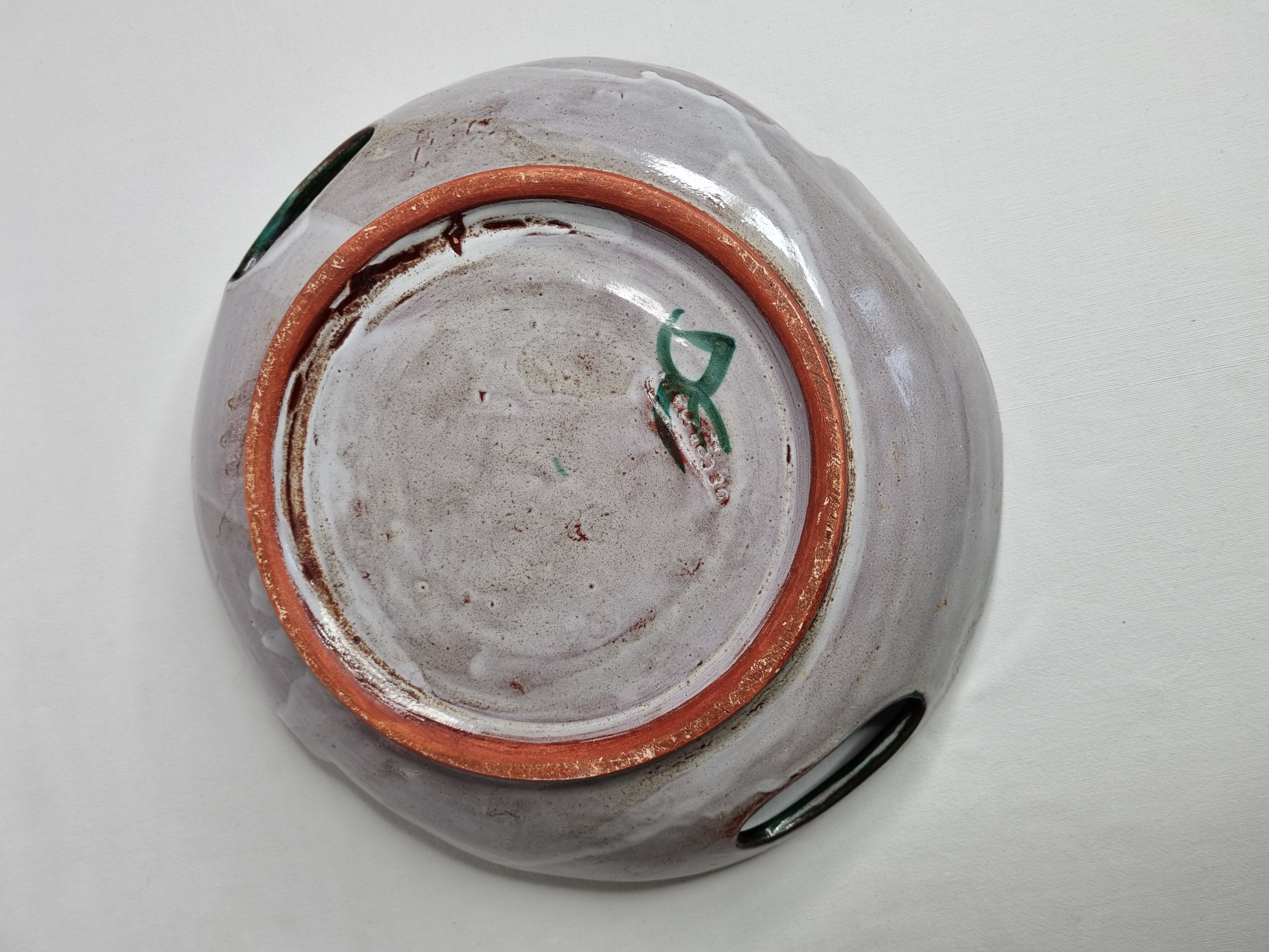 Ceramic dish with thistle decoration by Daniel Etienne, 31 cm