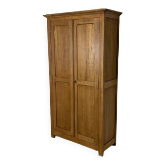 Parisian raw wood wardrobe