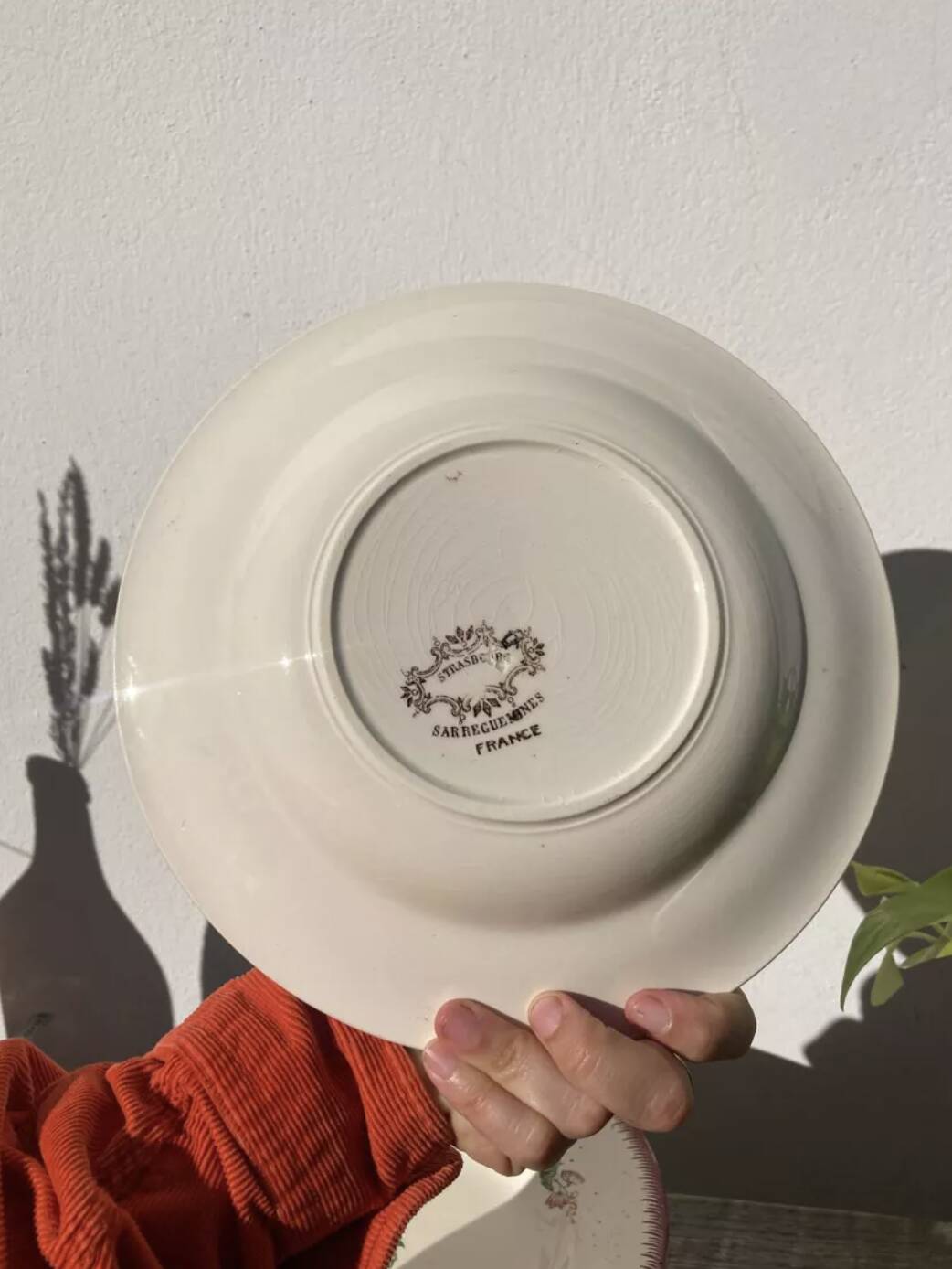 Set of 8 deep iron earth flower plates