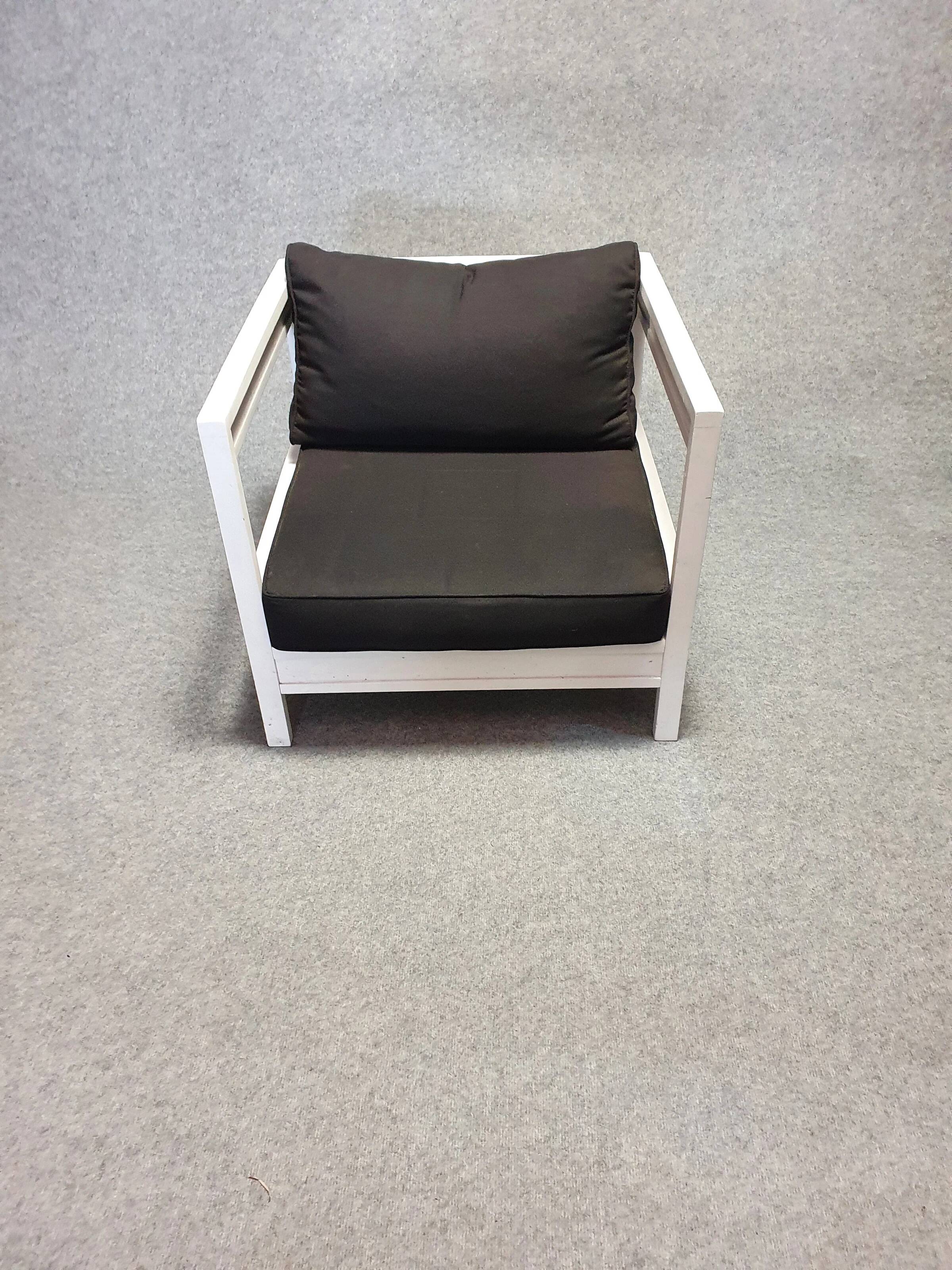 Rare lounge chair by Jan des Bouvrie collection / marked