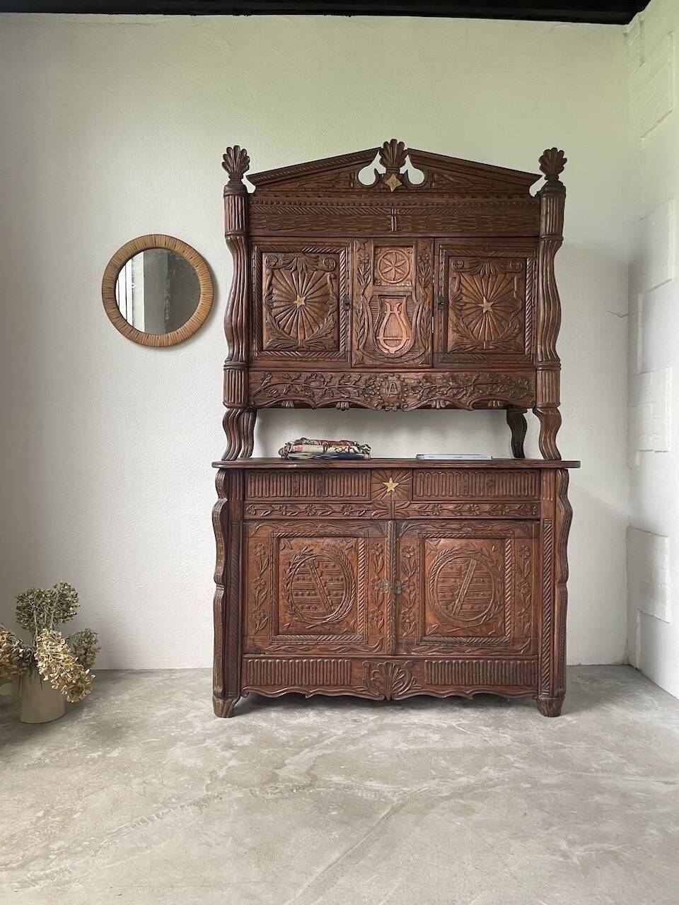 Auvergne brutalist folk art furniture 1890