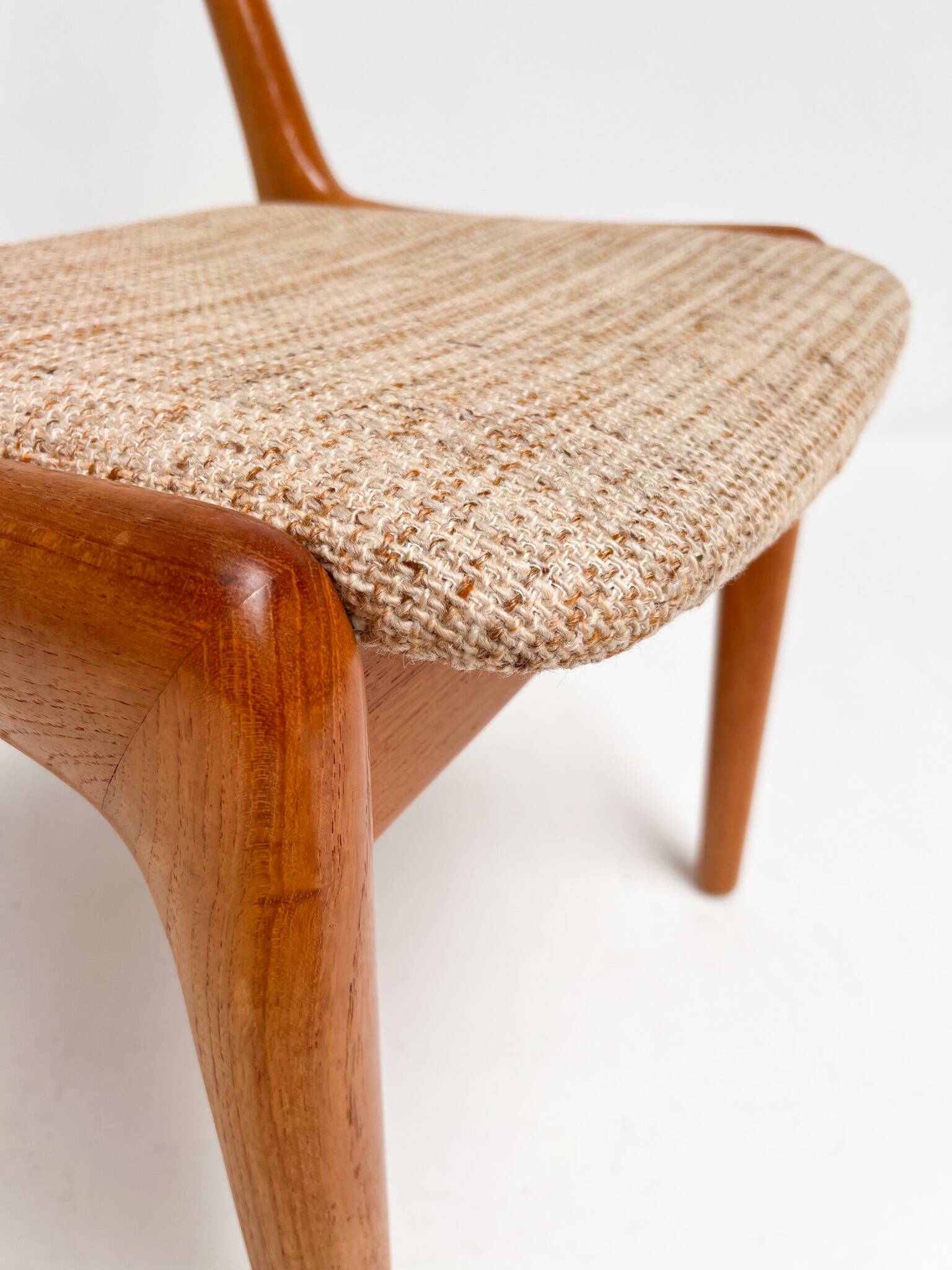 Set of Danish spindle chairs by JK Mobler, 1970s