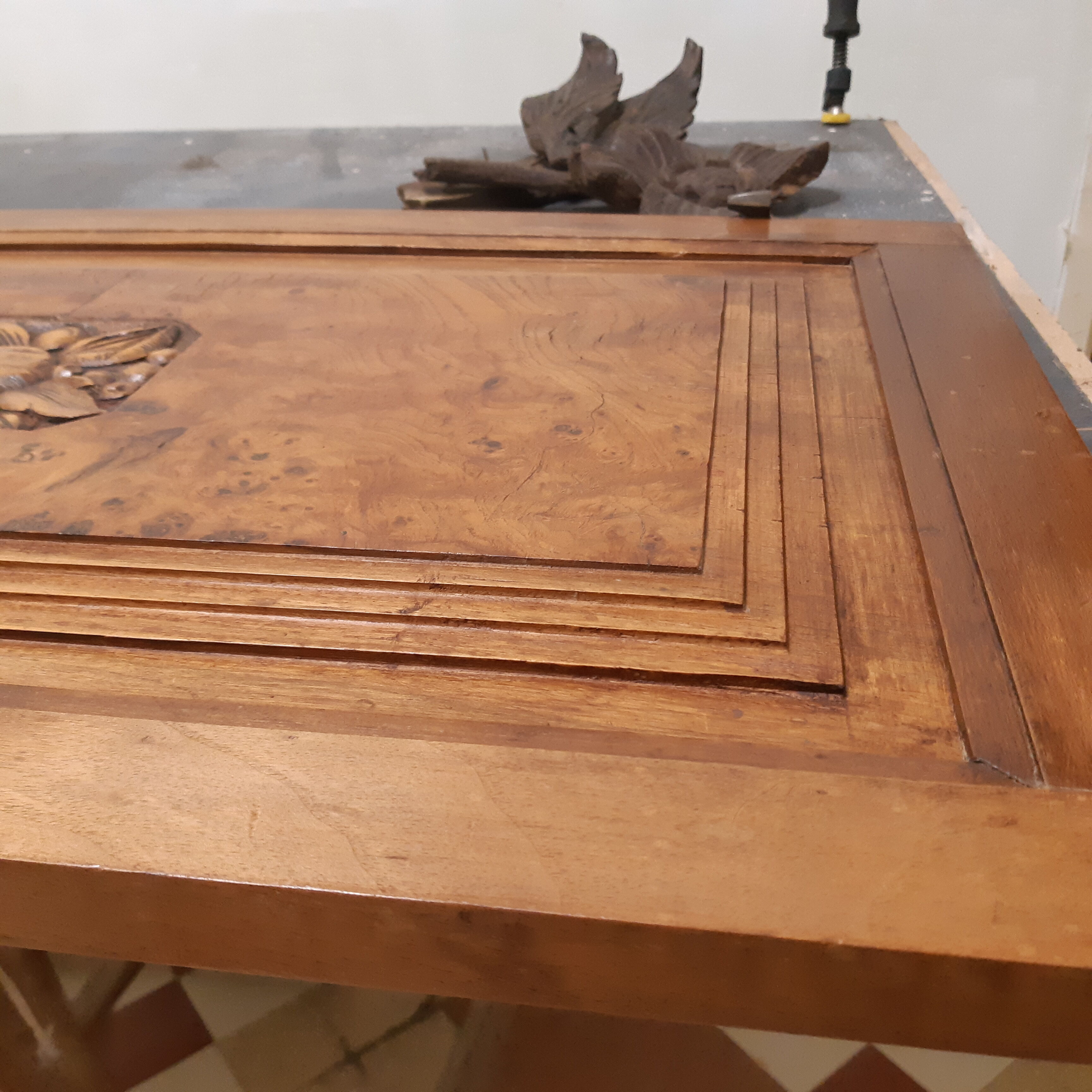 Art Deco notch