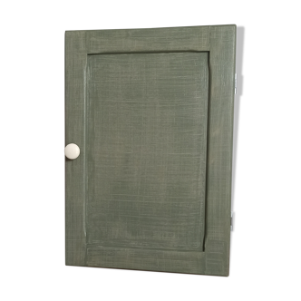 Armoire pharmacie
