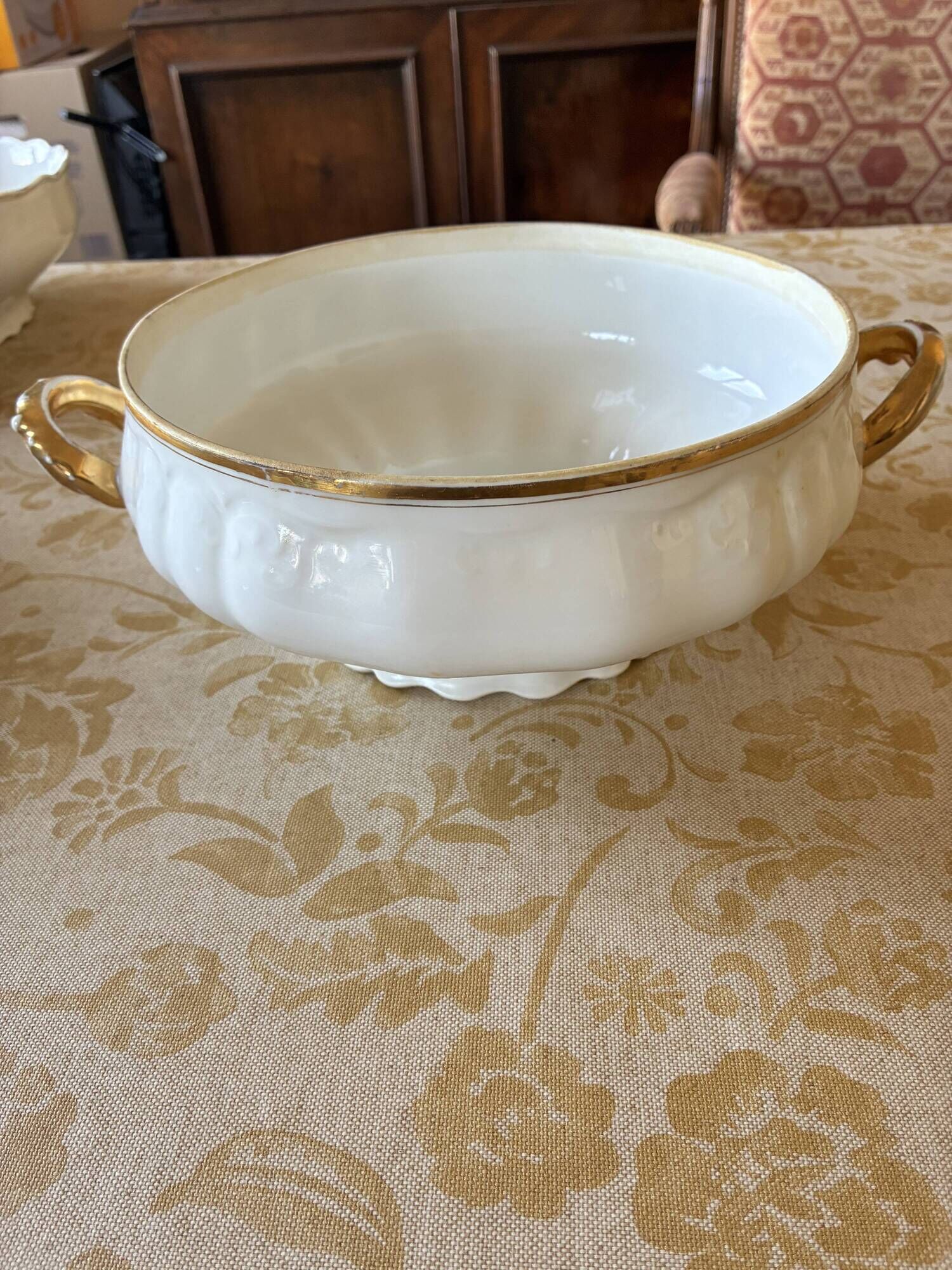 Service ancien de table en porcelaine de Limoges
