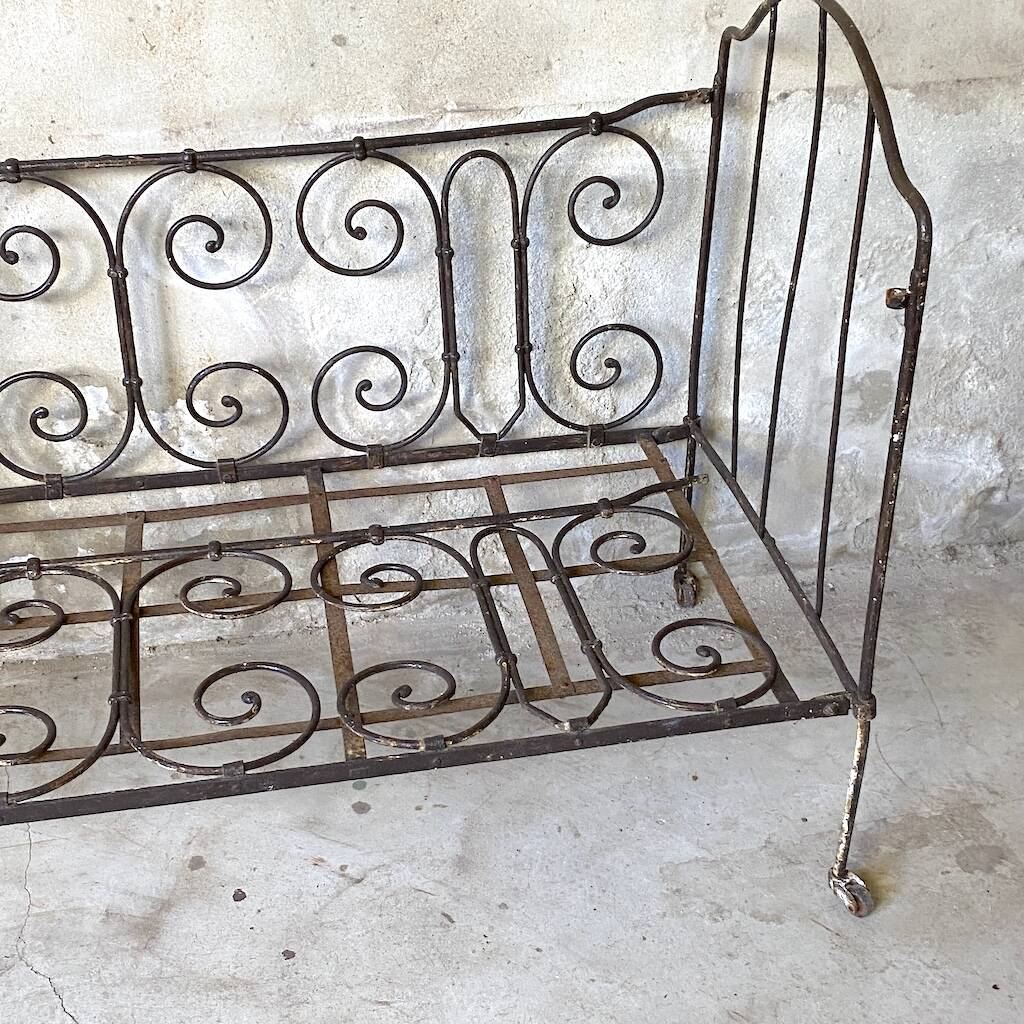 Banquette en fer forgé vintage
