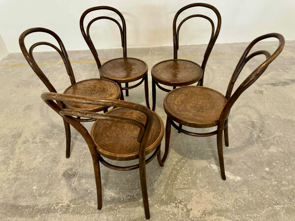 5 chaises bistrot  Thonet en bois courbe