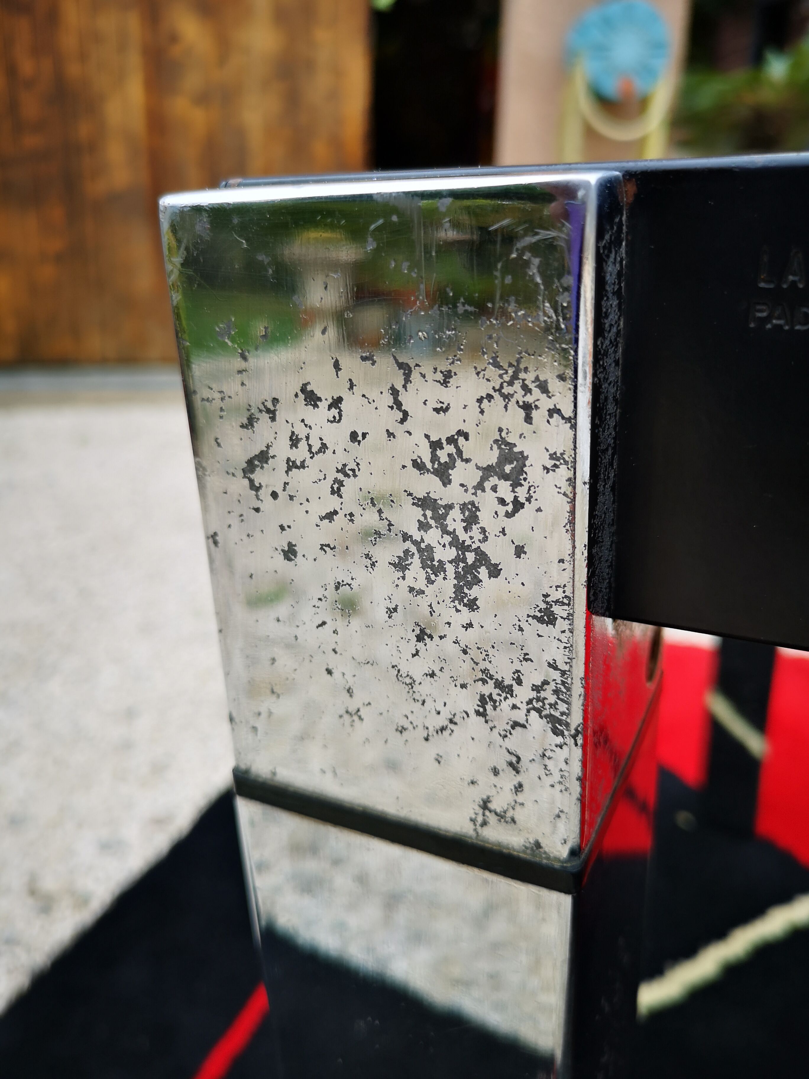 Arredo metal dining table