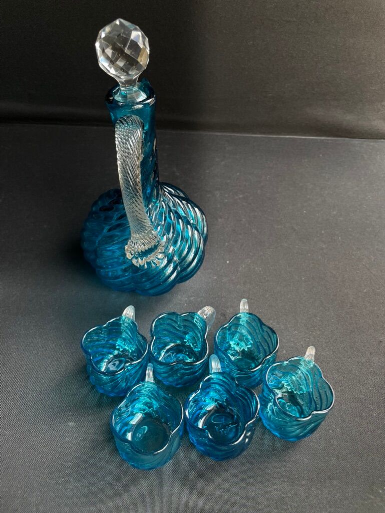 Liquor service in 1/2 blue crystal XIXth