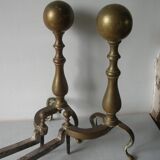 Ancienne paire de chenets articulés en laiton et métal 48 cm accessoire cheminée