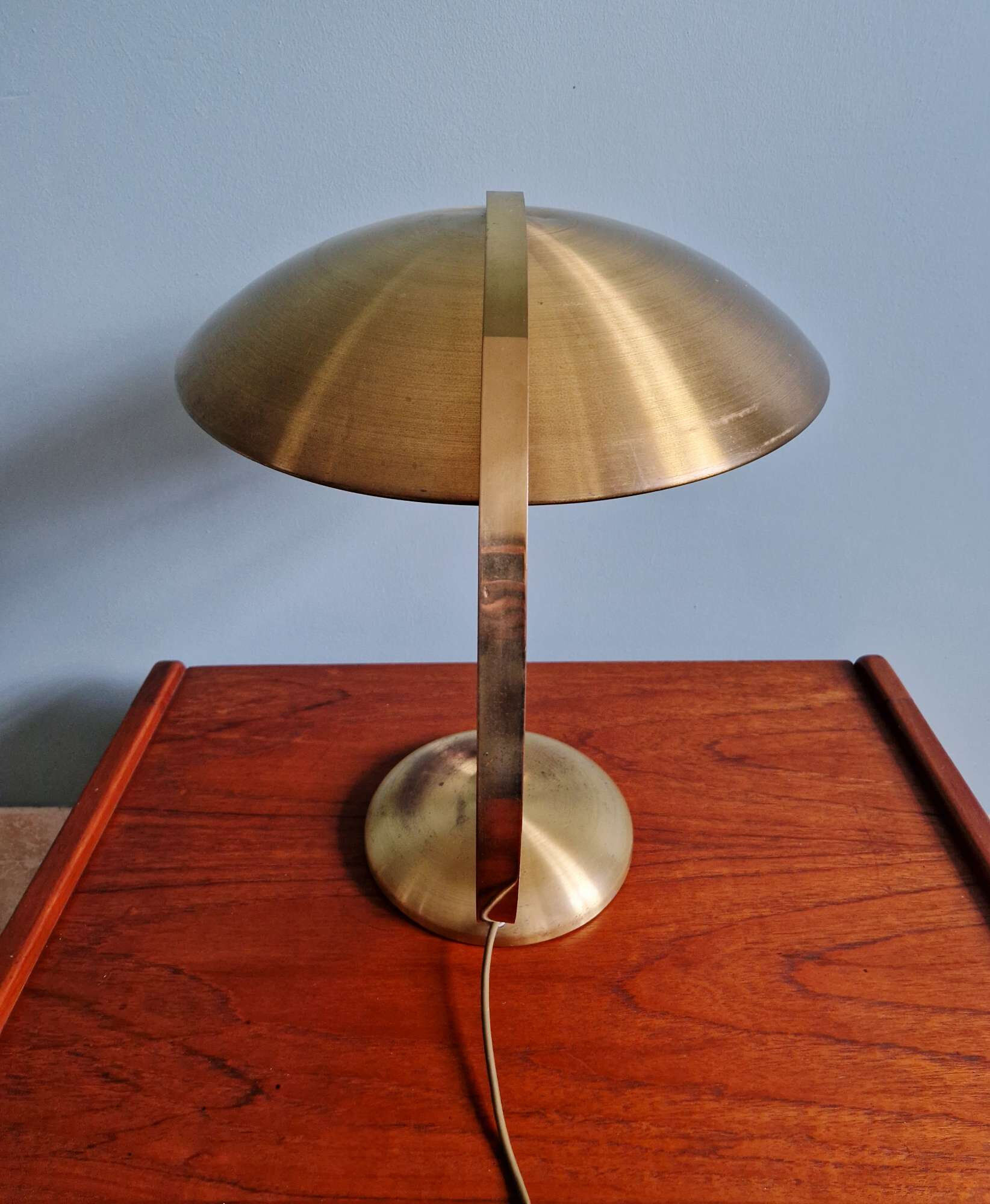 Lampe de bureau Bauhaus en laiton, Egon Hillebrand, 1930