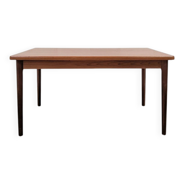 Vintage extendable dining table with 2 extensions in teak.