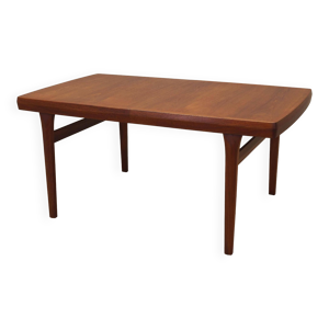 Table en teck, design