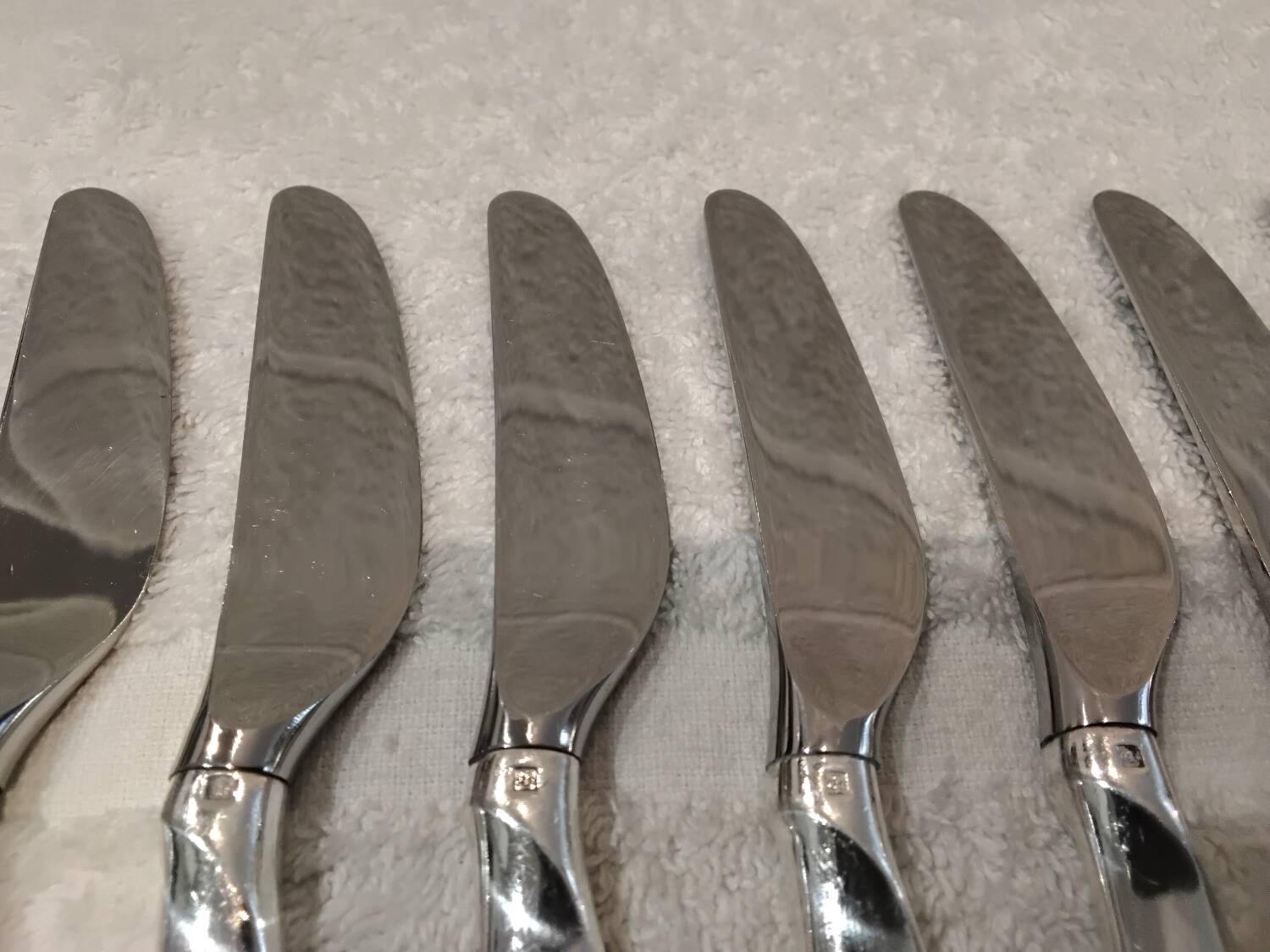 11 silver-plated dessert knives by Christofle, Duo model, 18cm