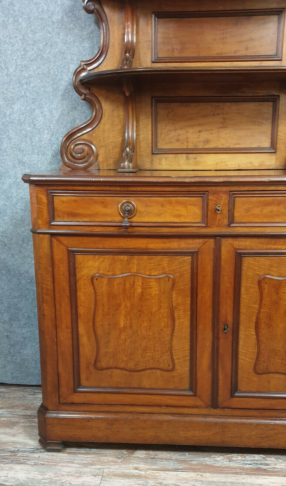 Buffet Saint Hubert of napoleon III period in mahogany