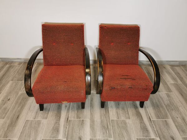 Paire de fauteuils par Jindrich Halabala